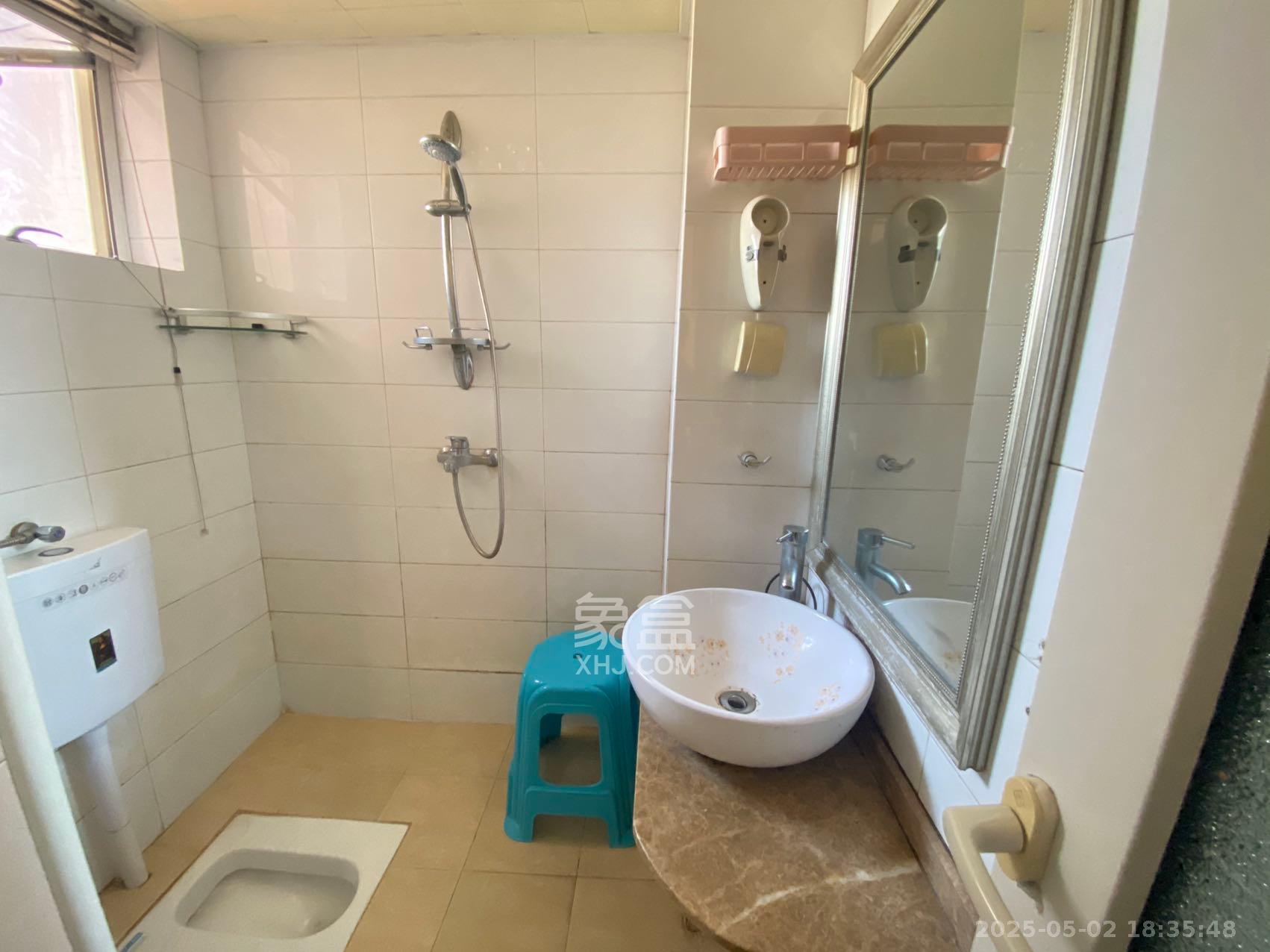 欧园 3室2厅1卫 3300.0元/月 欧园 3室2厅1卫 3300.0元/月室内图