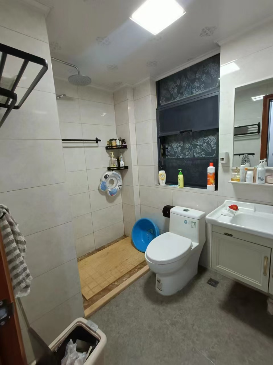 四季华庭-阳光华府 2室2厅1卫 158.0万 四季华庭-阳光华府 2室2厅1卫 158.0万室内图