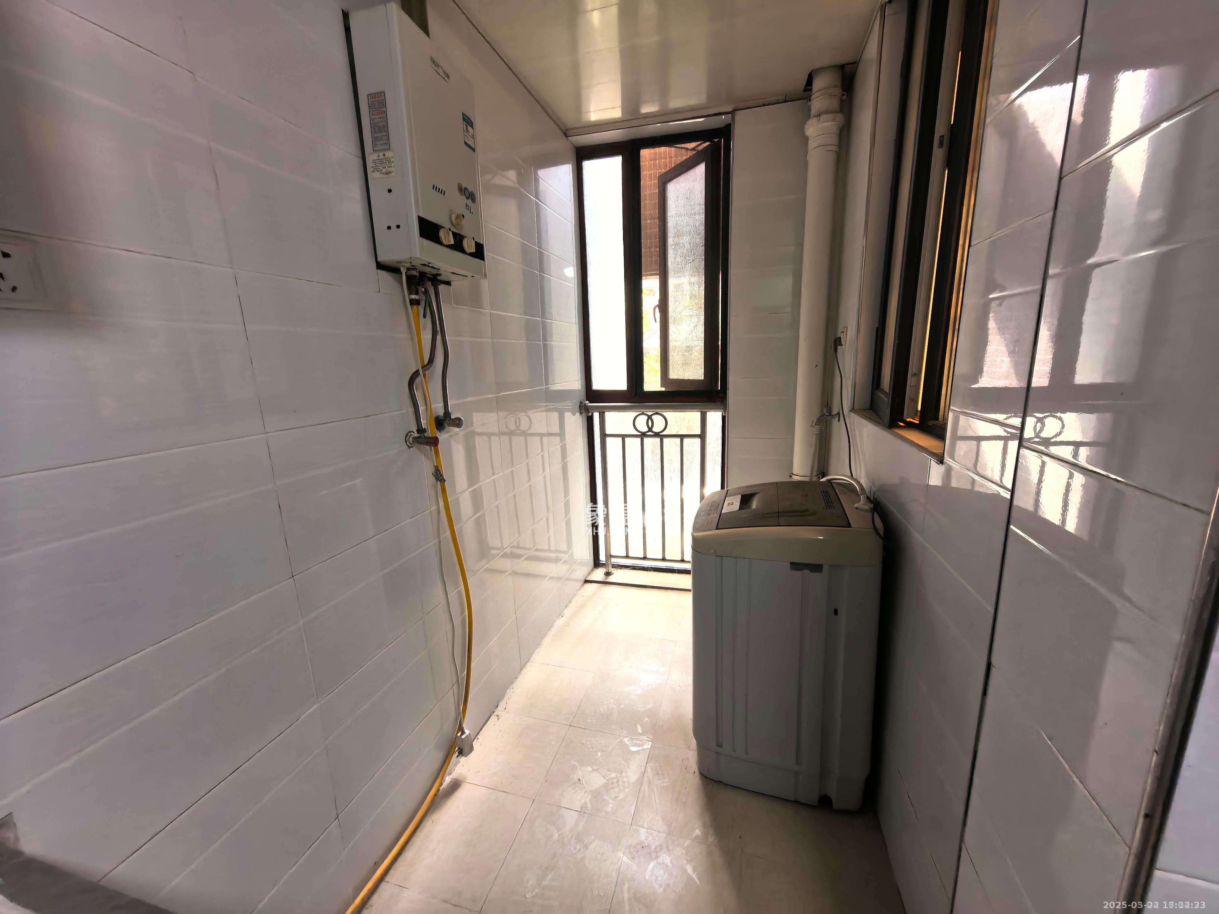 五矿万境水岸一期(万境水岸嘉苑) 2室2厅1卫 2500.0元/月 五矿万境水岸一期(万境水岸嘉苑) 2室2厅1卫 2500.0元/月室内图