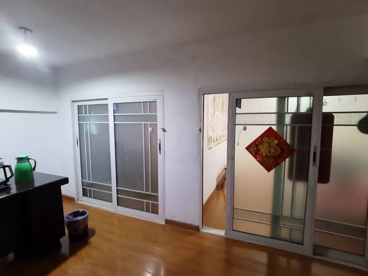 中建国际大厦  3室2厅2卫   2200.00元/月室内图
