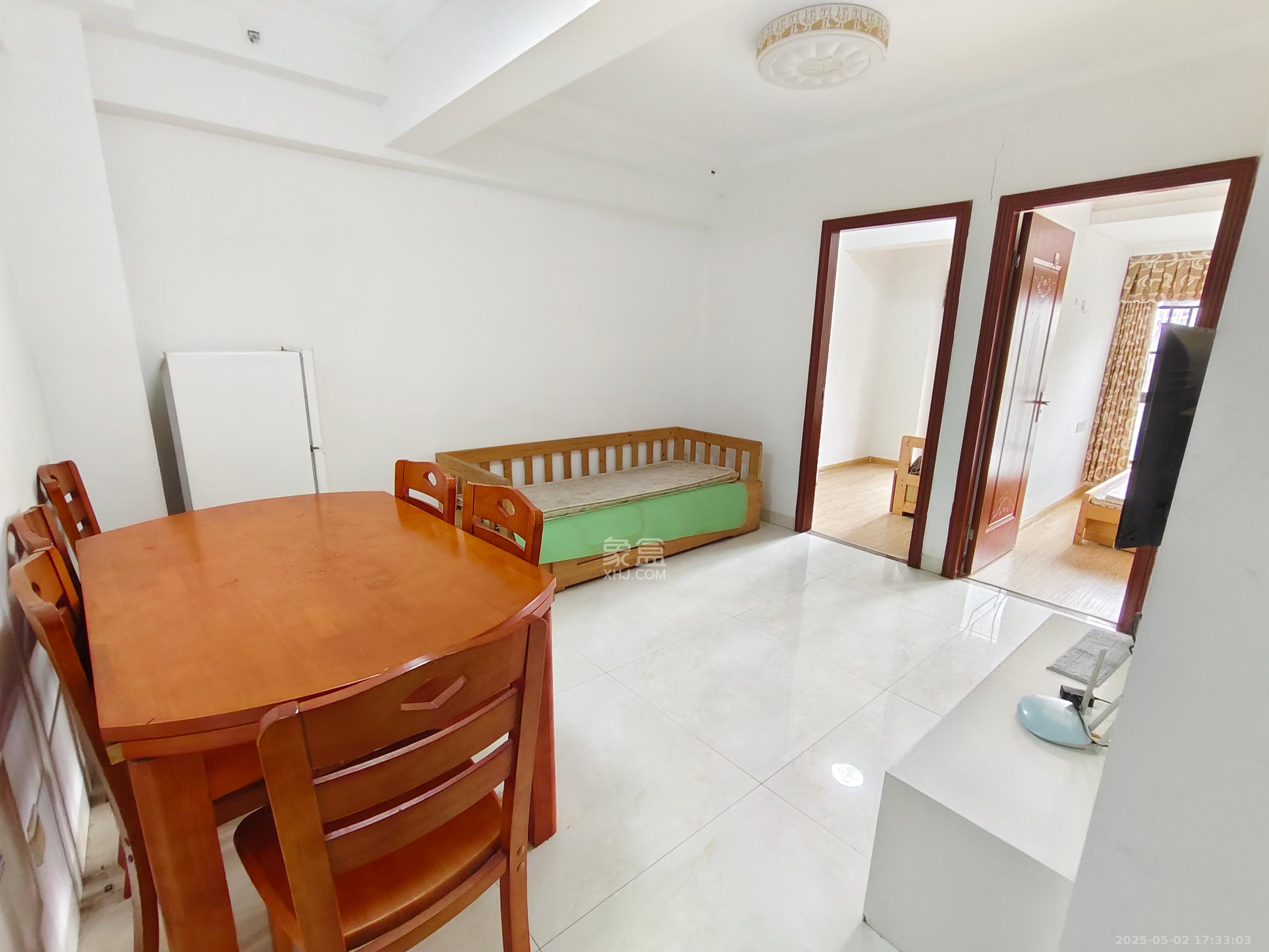 中建芙蓉嘉苑 2室1厅1卫 1500.0元/月 中建芙蓉嘉苑 2室1厅1卫 1500.0元/月室内图