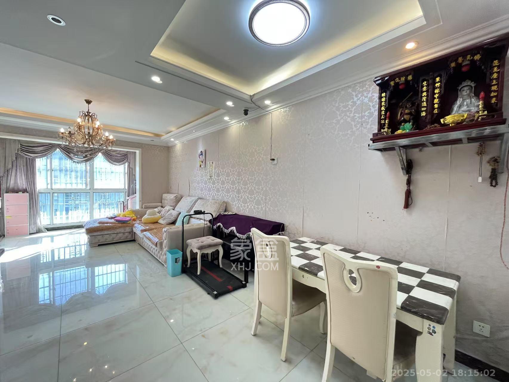 阳光100二期 3室2厅2卫 3500.0元/月 阳光100二期 3室2厅2卫 3500.0元/月室内图