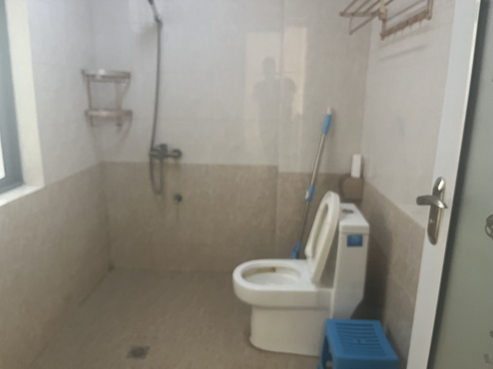 梓山湖领御  2室1厅1卫   1600.00元/月室内图