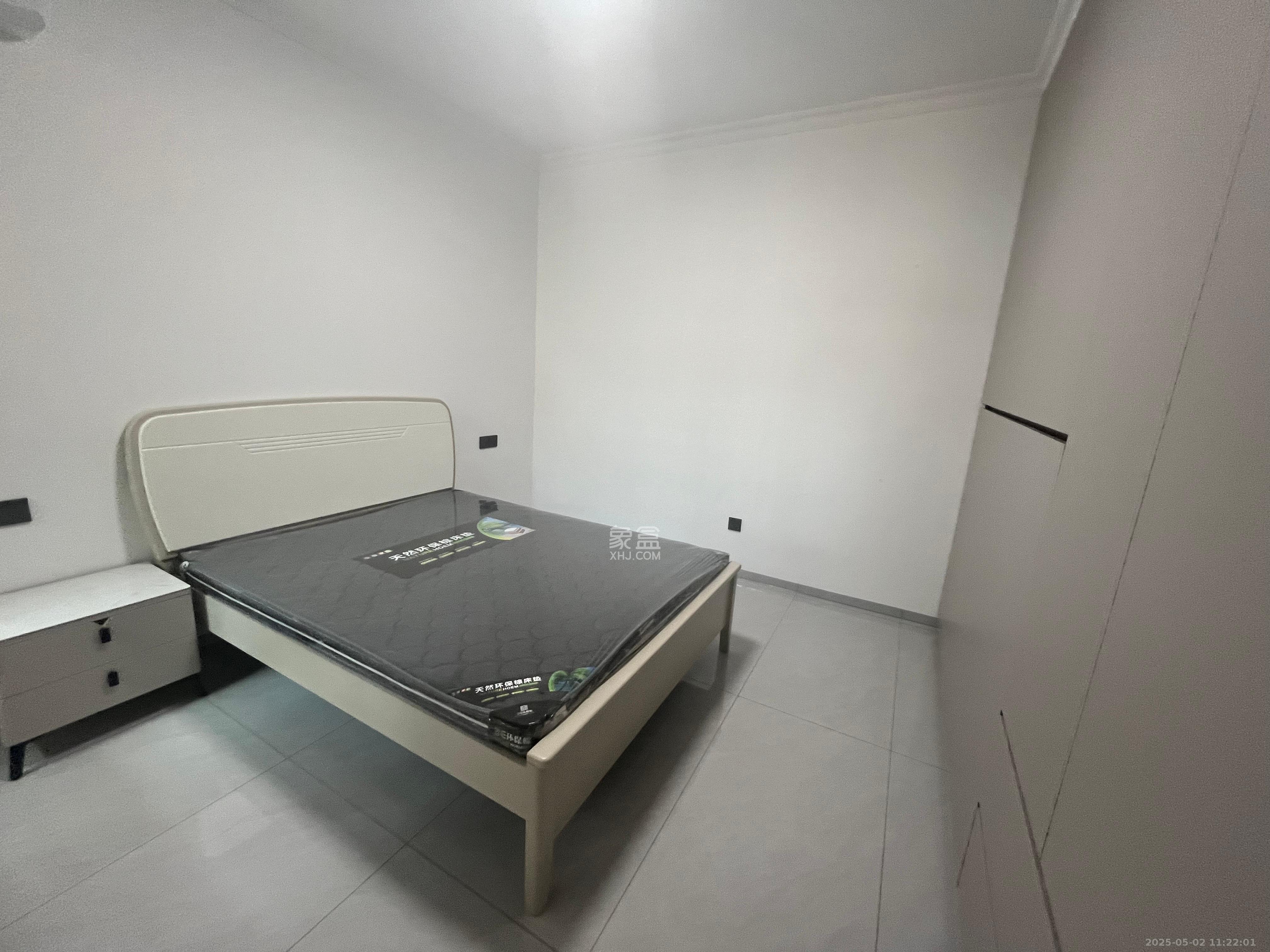 先锋新宇  2室1厅1卫   2100.00元/月室内图