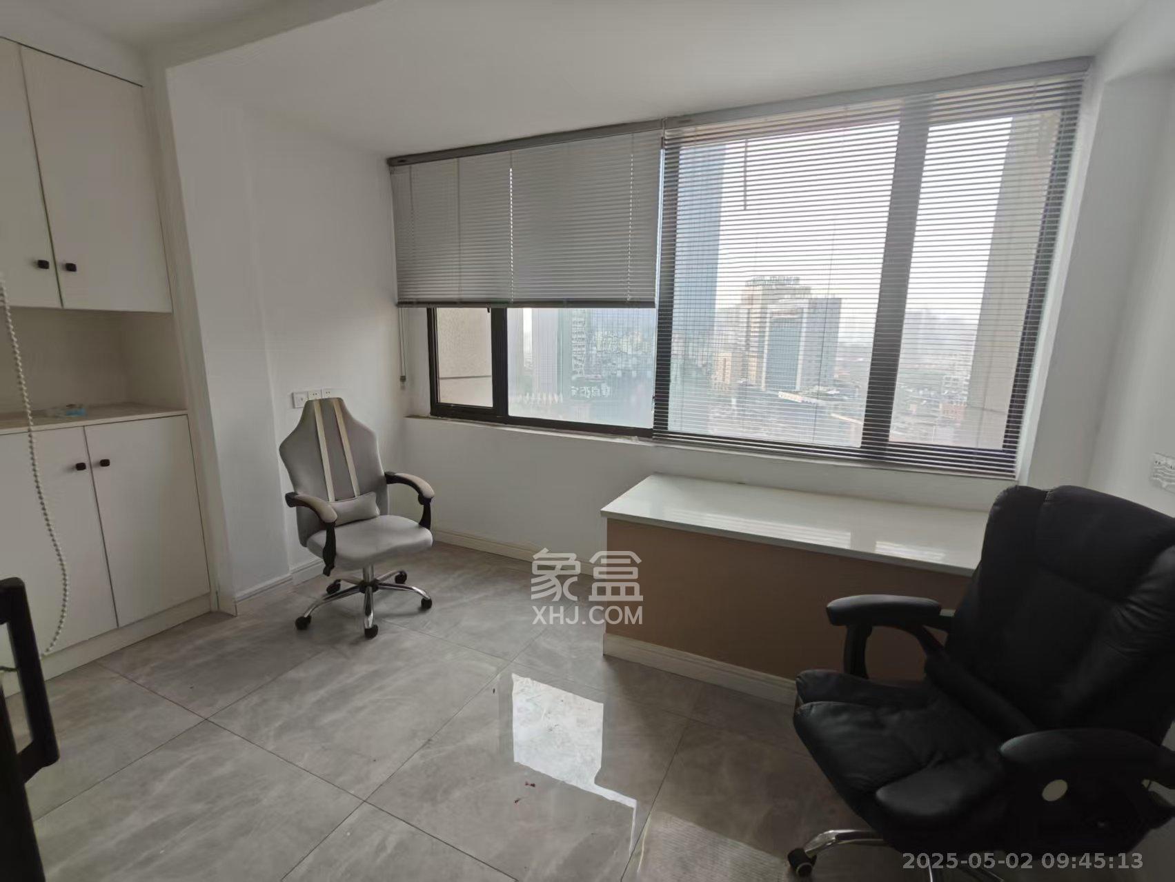 东友星座 1室1厅0卫 2700.0元/月 东友星座 1室1厅0卫 2700.0元/月室内图