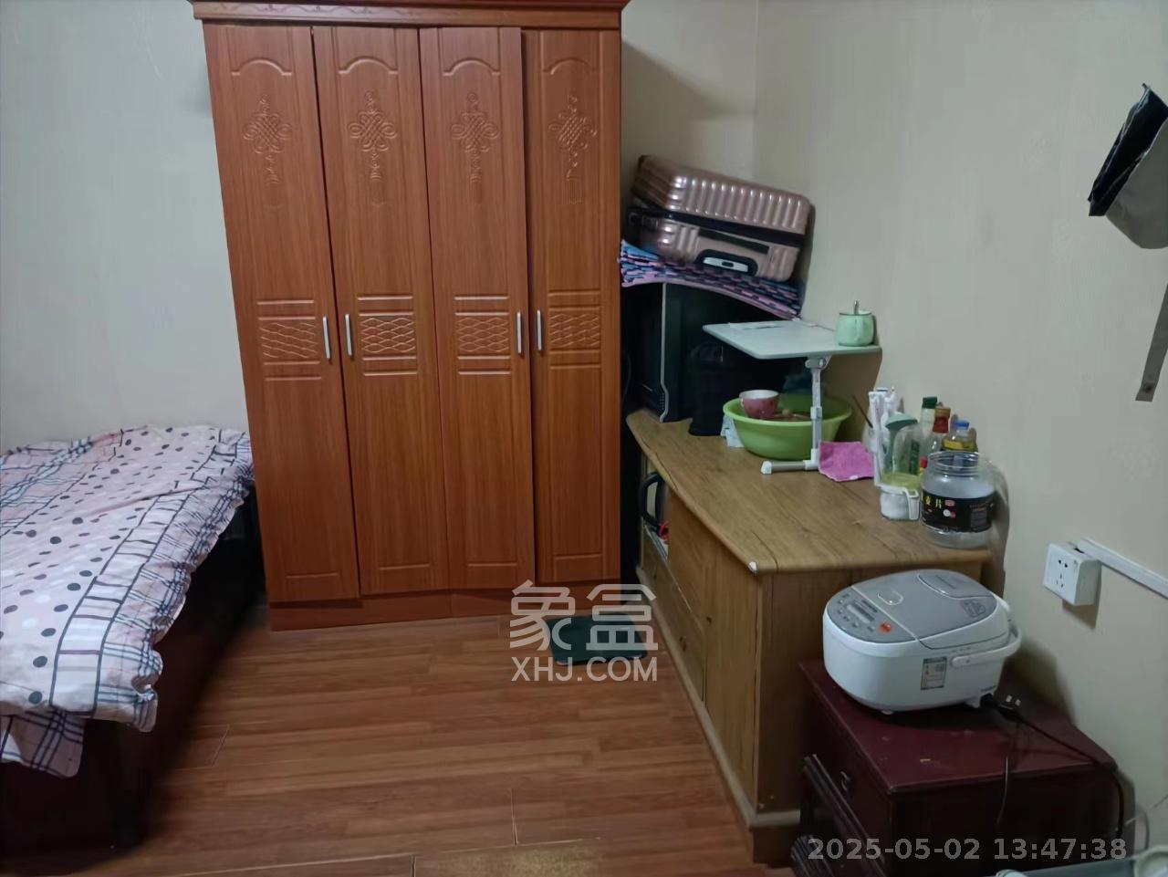 富雅坪社区（红墙巷）  1室1厅1卫    1100.0元/月室内图