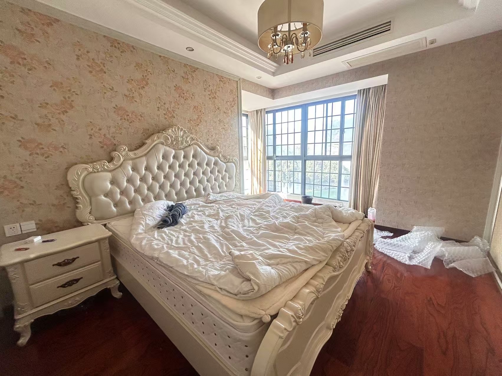 逸臣桃源  3室2厅2卫    2100.0元/月 逸臣桃源  3室2厅2卫    2100.0元/月室内图