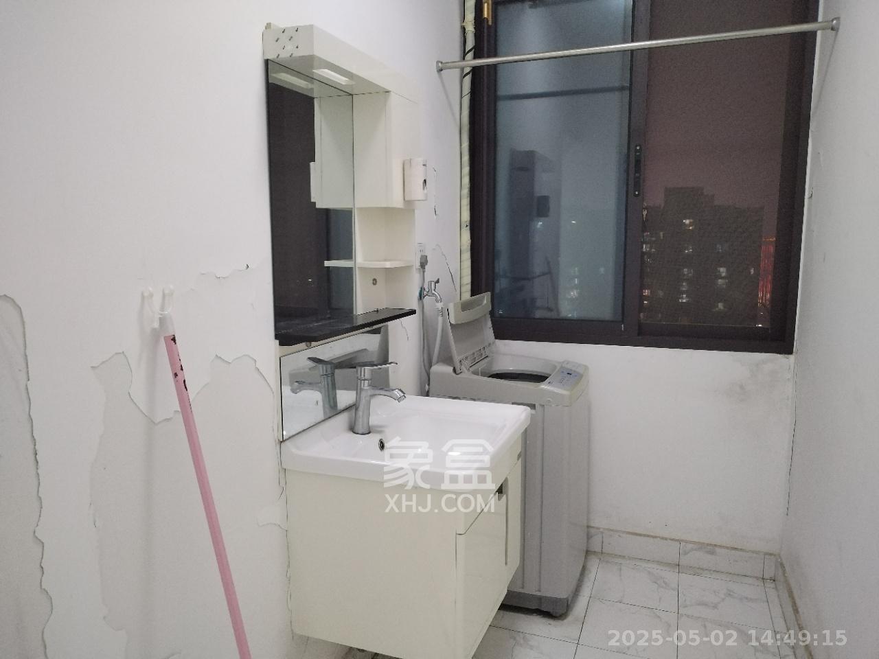 乾源国际  1室1厅1卫   1300.00元/月室内图