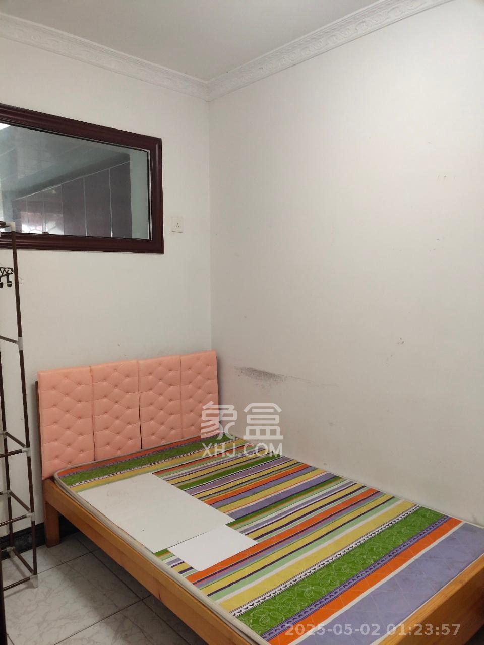 南园小区 3室2厅1卫 1450.0元/月 南园小区 3室2厅1卫 1450.0元/月室内图