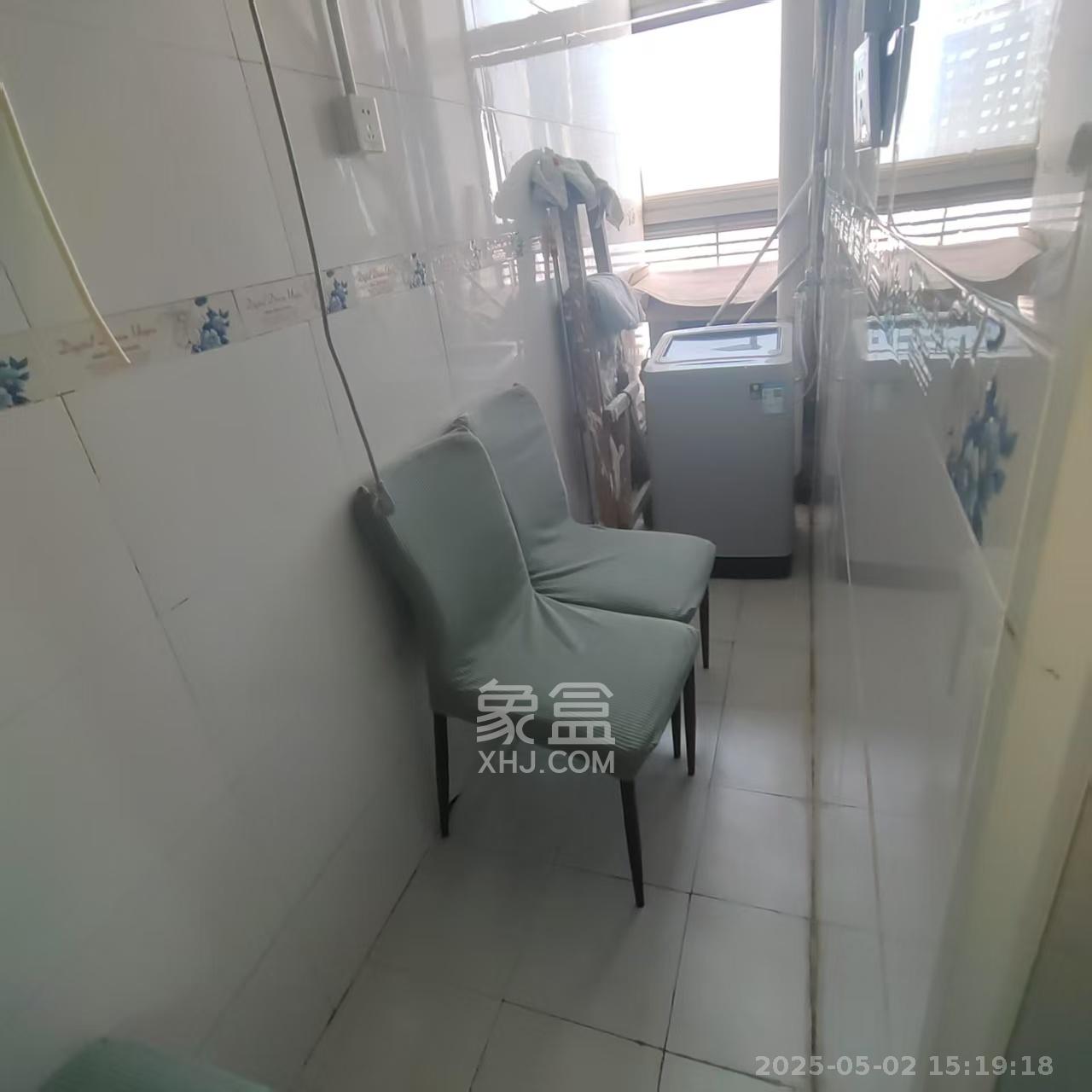 红星建材交易大市场  1室0厅0卫    1300.0元/月 红星建材交易大市场  1室0厅0卫    1300.0元/月室内图