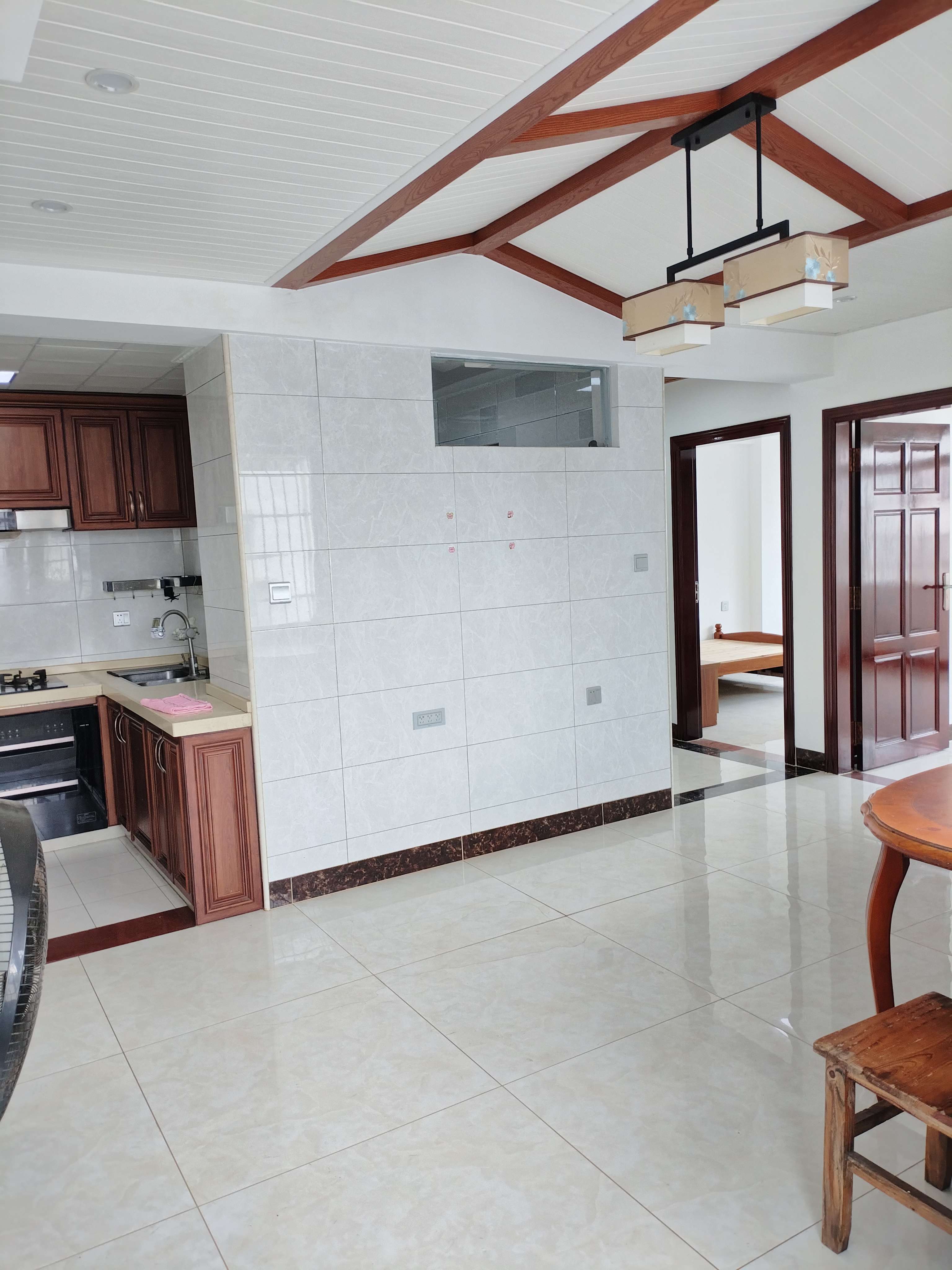 榆海小区  3室2厅1卫    105.0万 榆海小区  3室2厅1卫    105.0万室内图