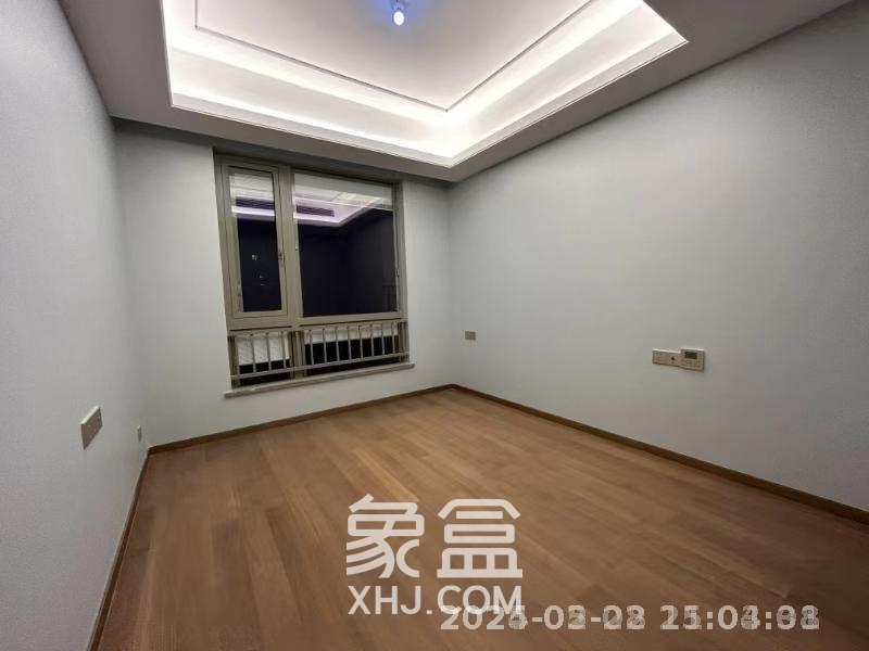 梅溪湖金茂湾  4室2厅2卫   10000.00元/月室内图