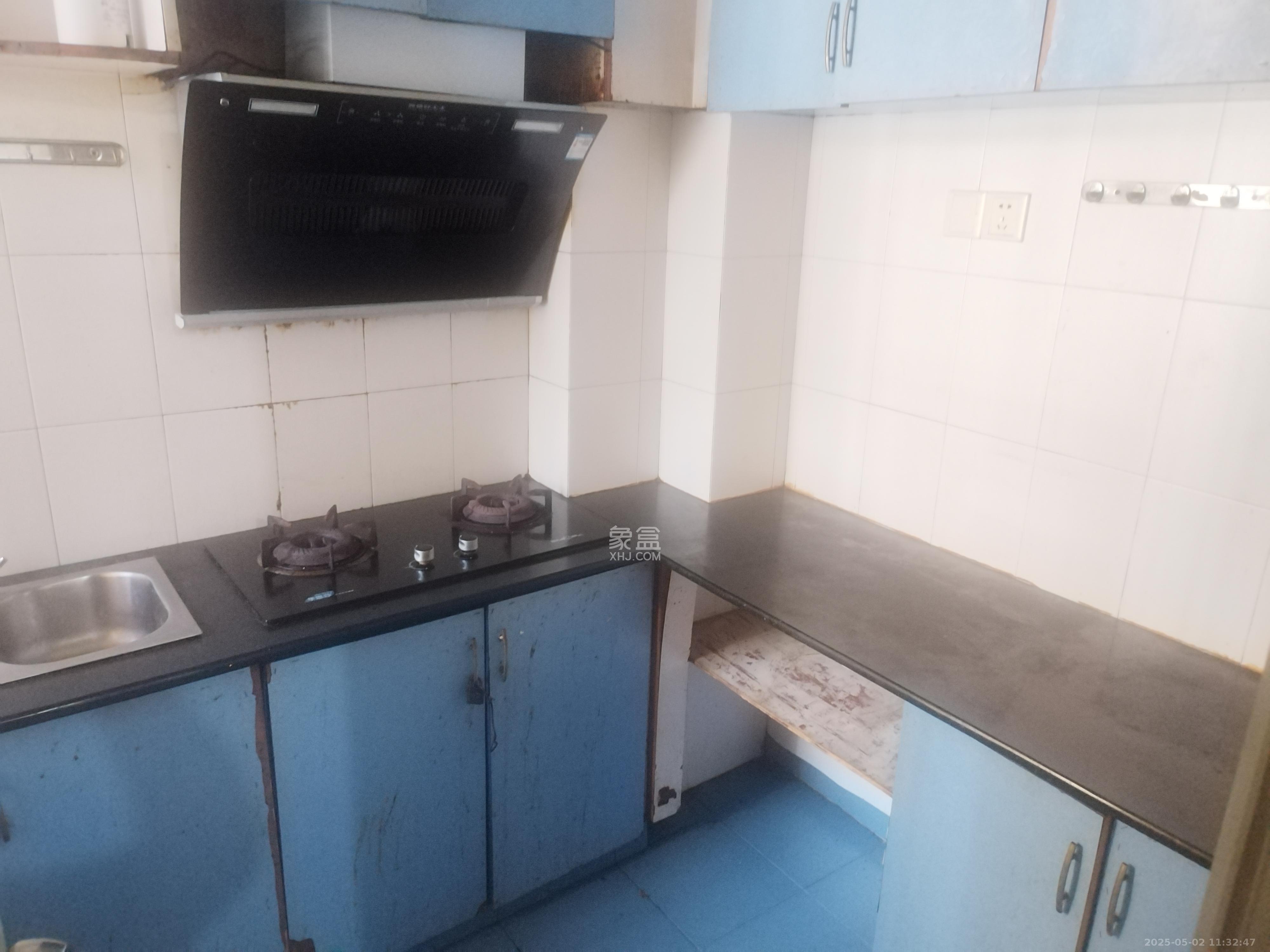 友谊社区(建湘瓷厂住宅小区) 2室1厅1卫 1650.0元/月 友谊社区(建湘瓷厂住宅小区) 2室1厅1卫 1650.0元/月室内图