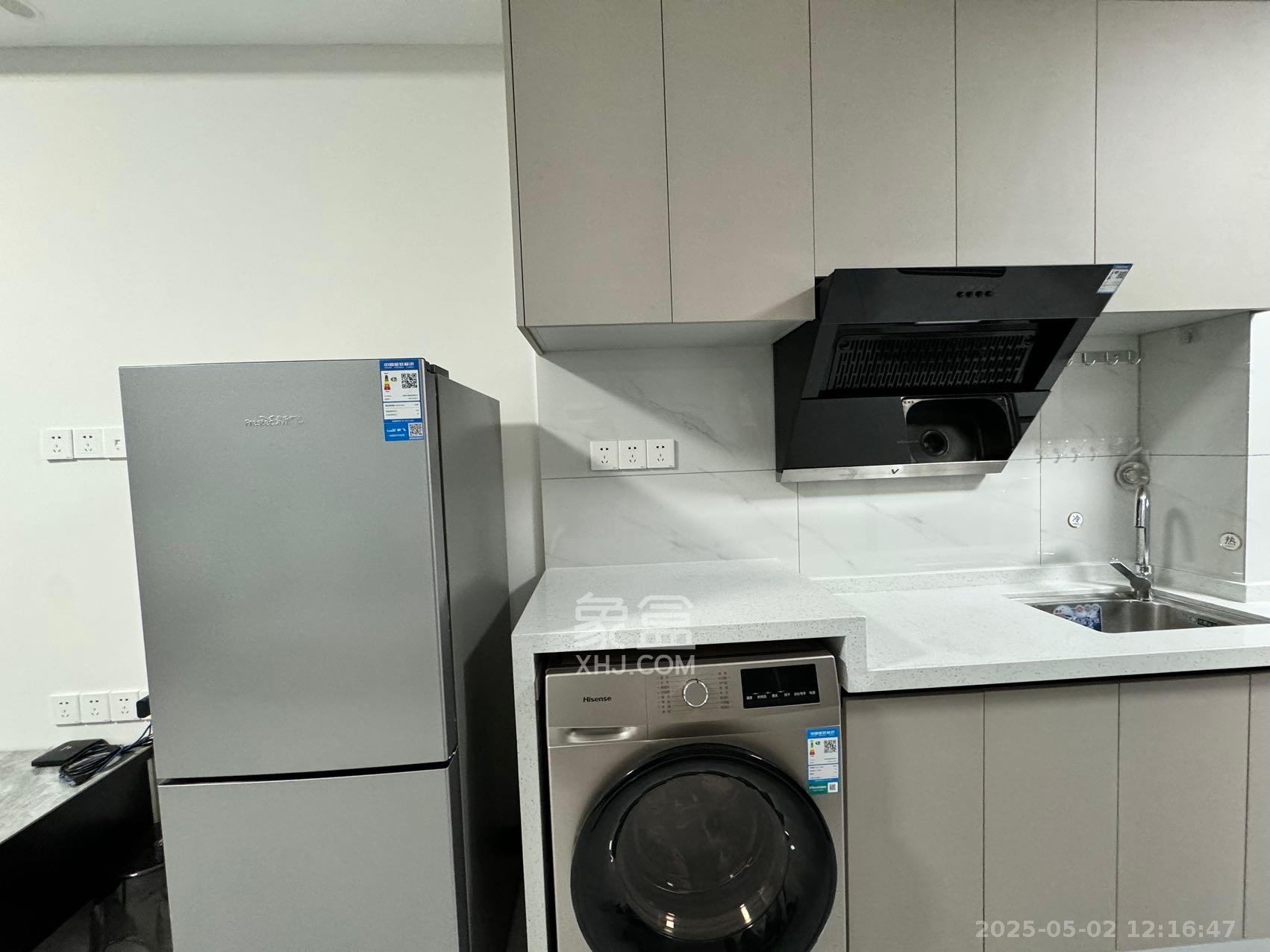 万润时光里  1室1厅1卫   1800.00元/月室内图