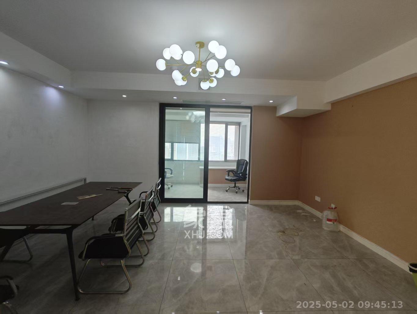 东友星座 1室1厅0卫 2700.0元/月 东友星座 1室1厅0卫 2700.0元/月室内图