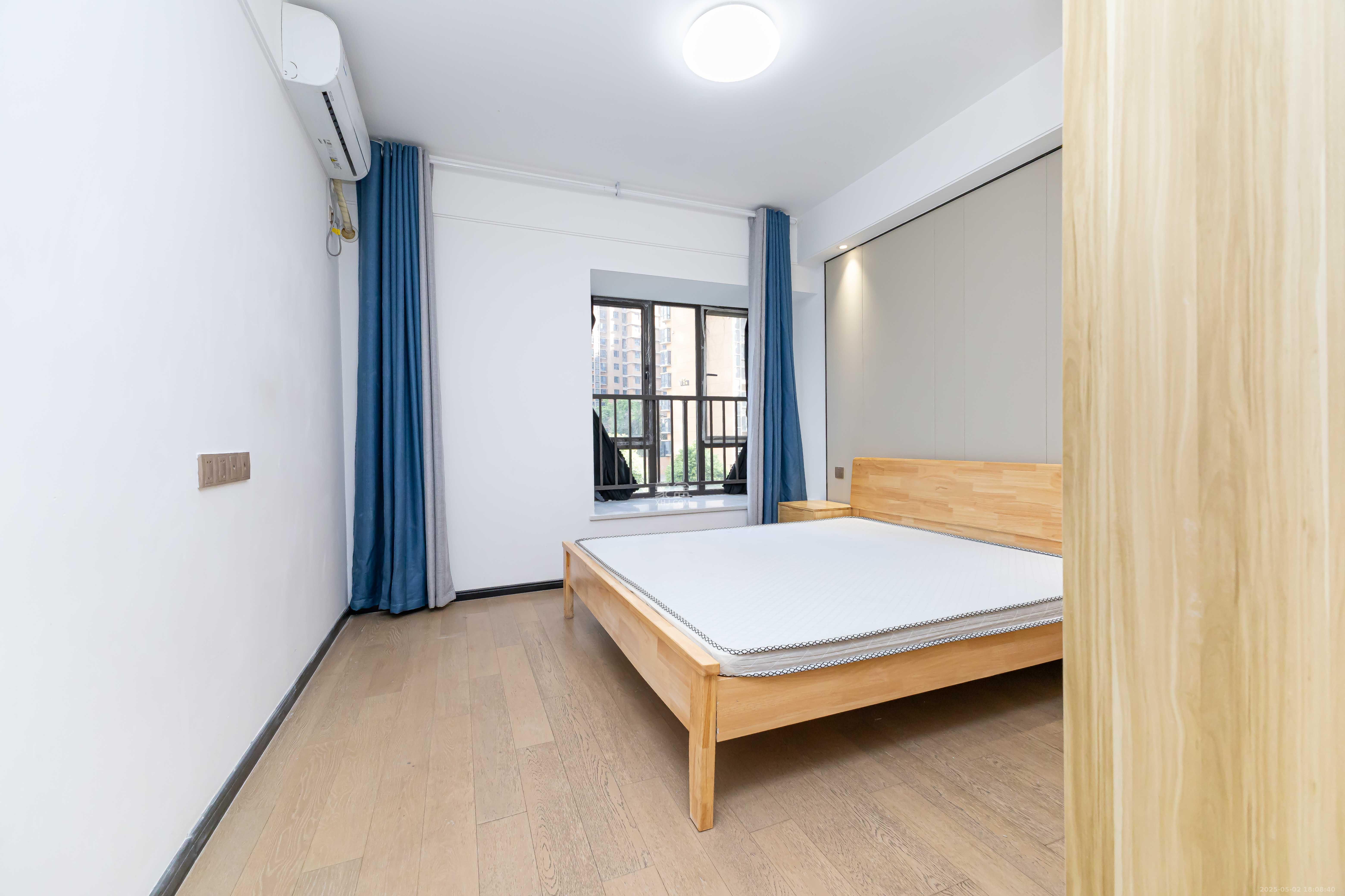 润和滨江府 4室2厅2卫 119.8万 润和滨江府 4室2厅2卫 119.8万卧室