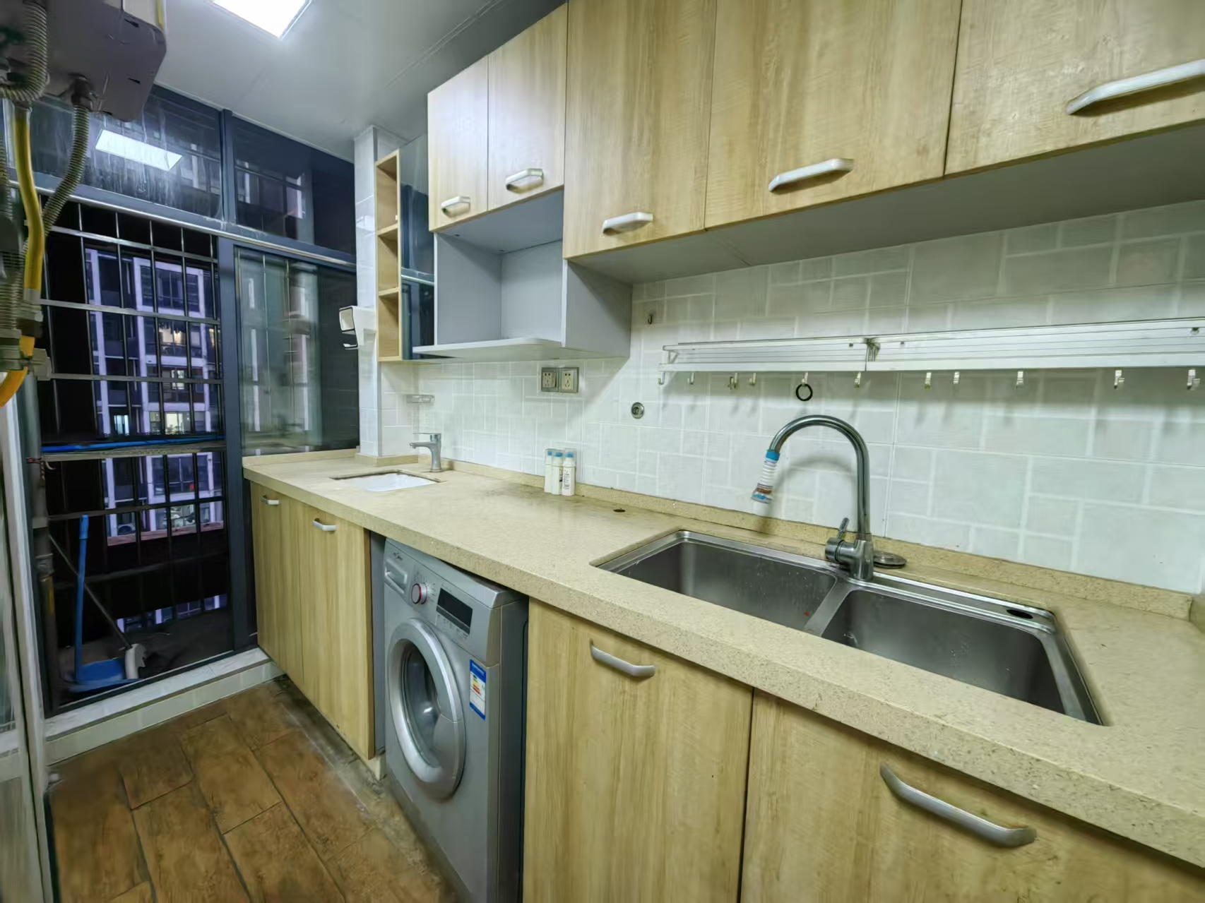 雄森国际  2室1厅1卫    1380.0元/月室内图