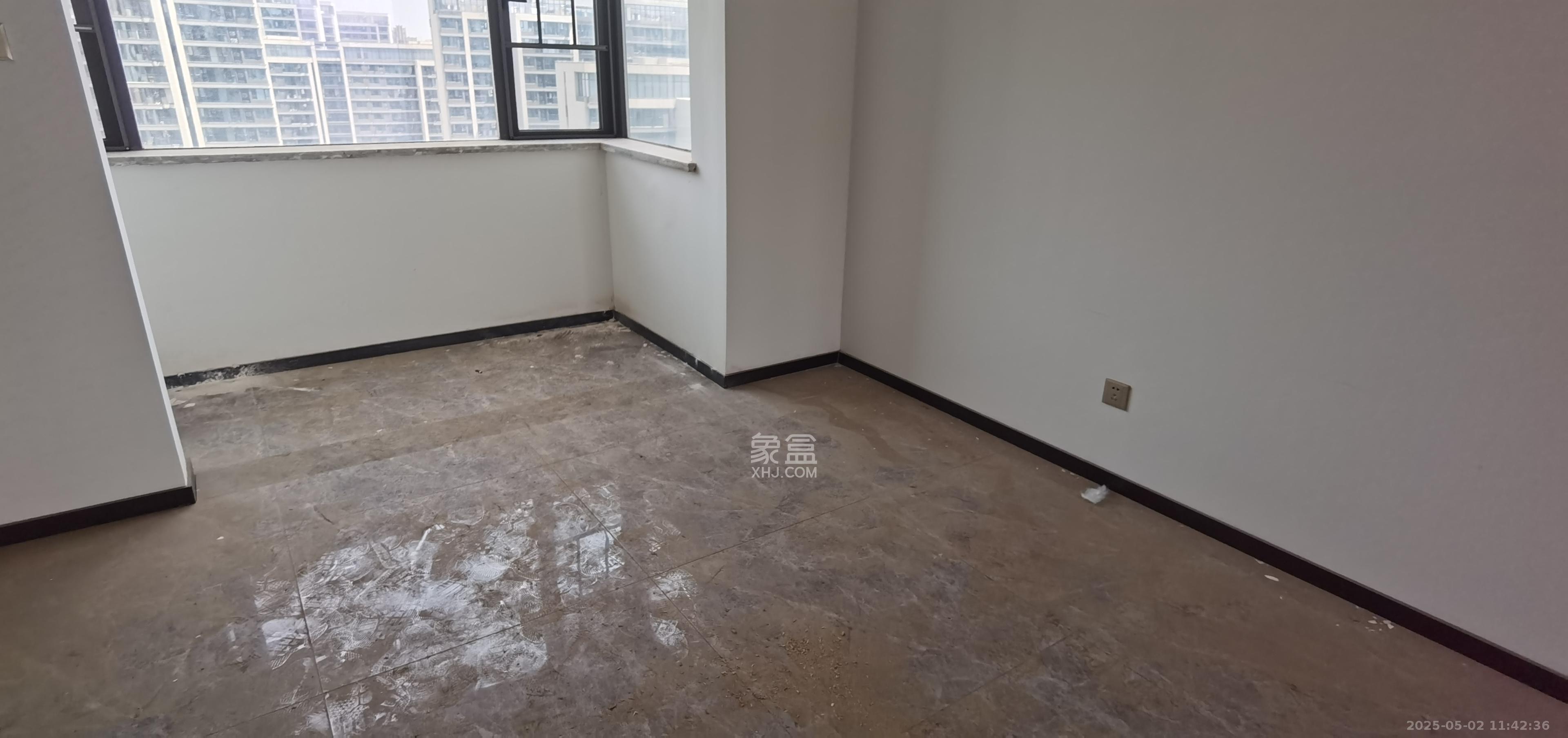 中国铁建湘语梅溪 4室2厅2卫 3500.0元/月 中国铁建湘语梅溪 4室2厅2卫 3500.0元/月室内图