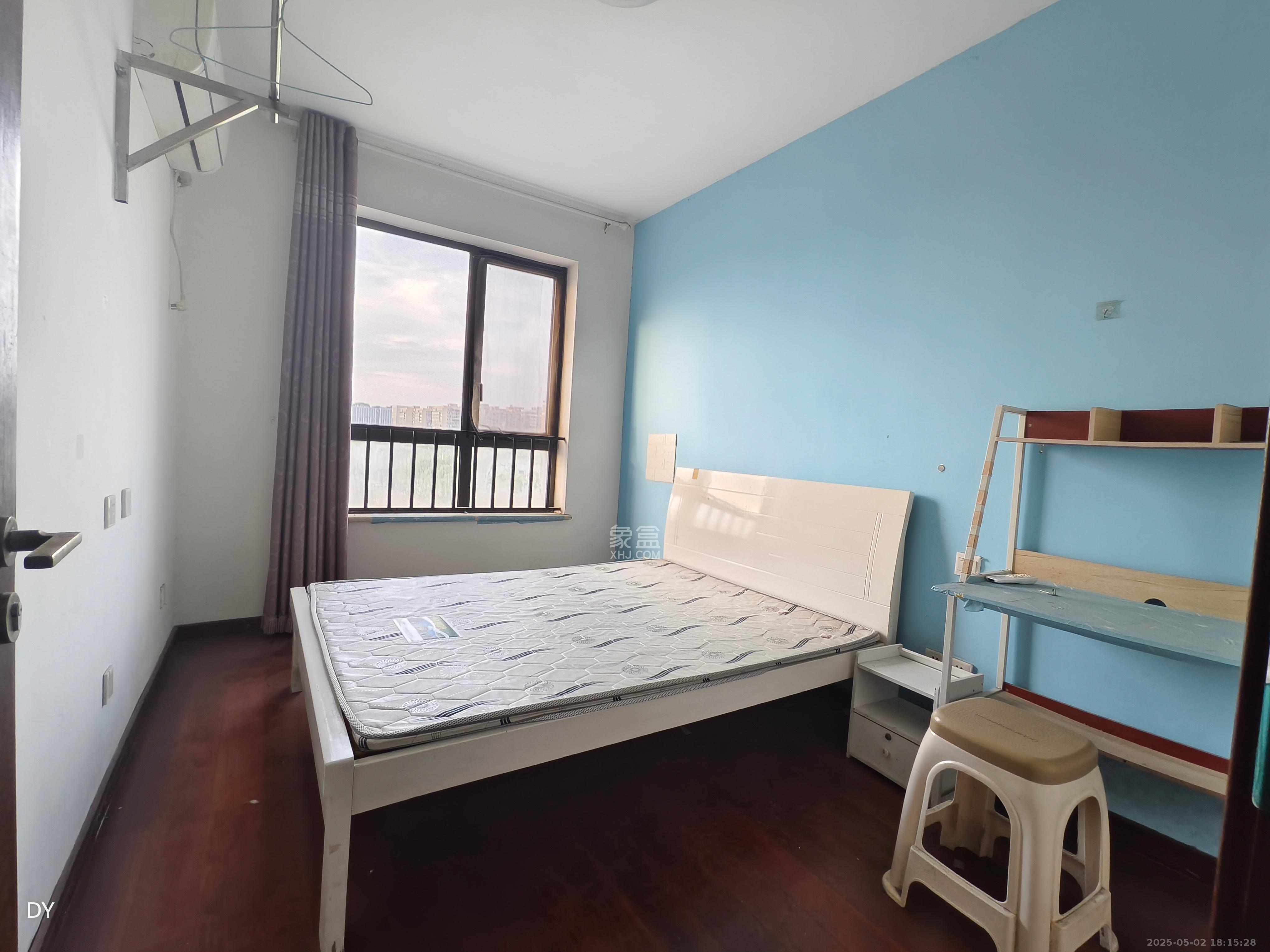 绿地公馆(绿地名邸)  4室2厅2卫    3000.0元/月 绿地公馆(绿地名邸)  4室2厅2卫    3000.0元/月