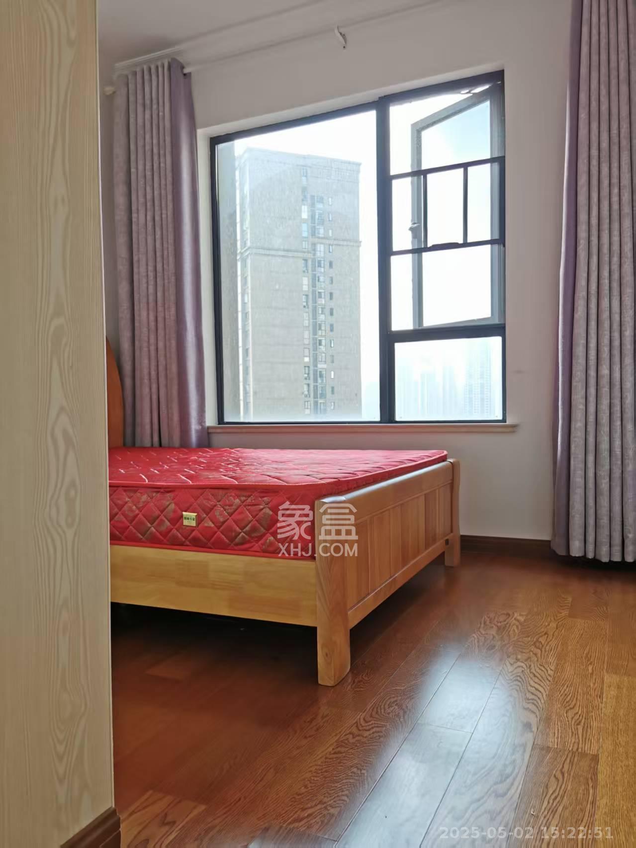 中建梅溪湖中心  3室2厅2卫    3200.0元/月