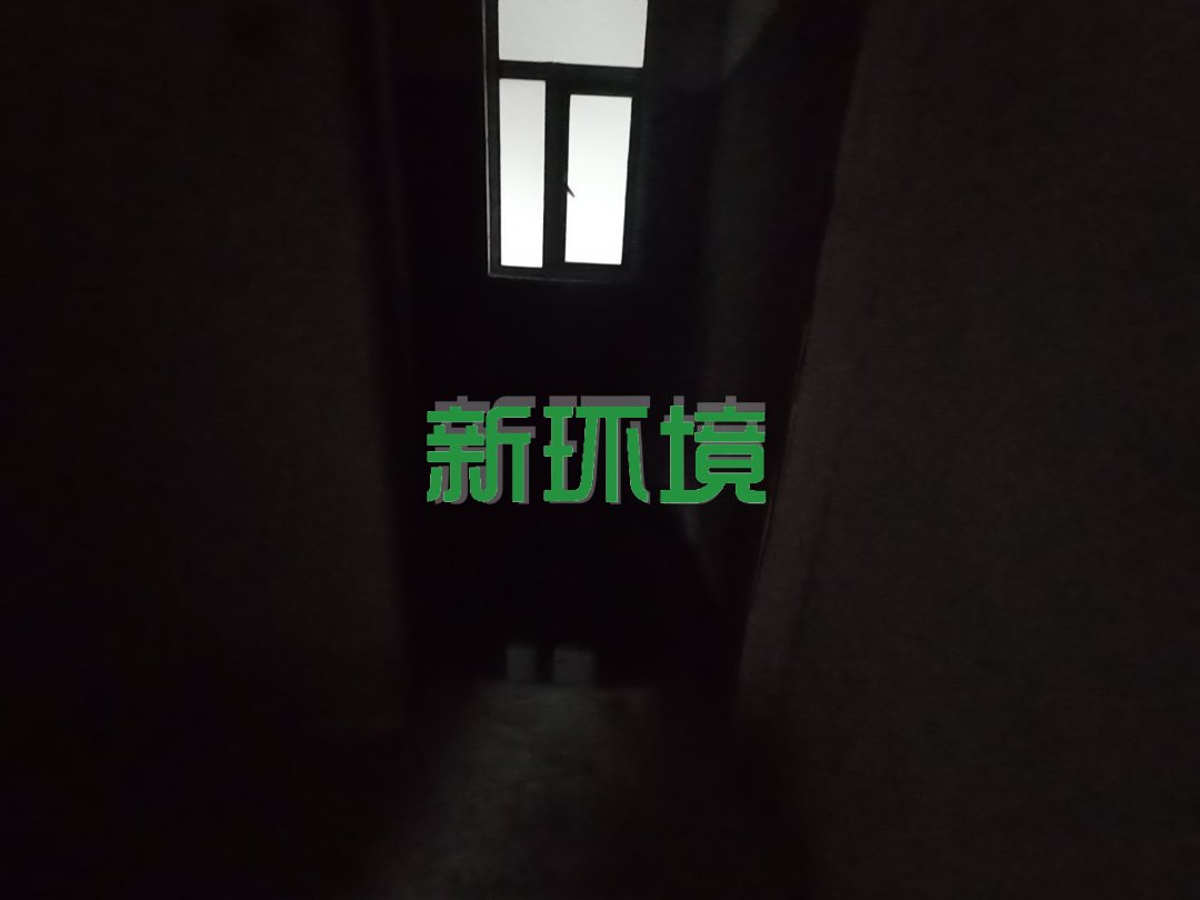 金瑞苑  3室2厅2卫   76.80万客厅