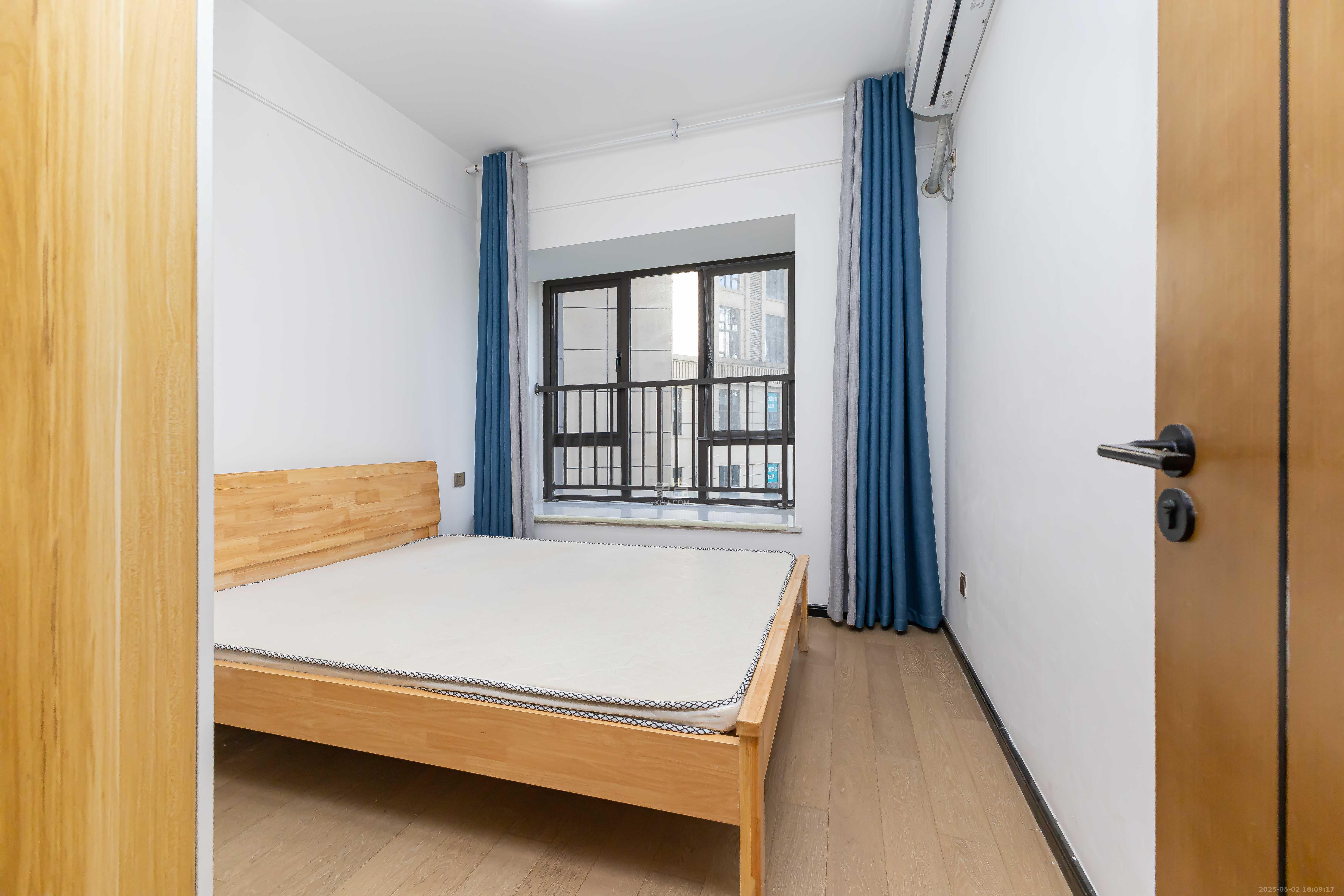 润和滨江府 4室2厅2卫 119.8万 润和滨江府 4室2厅2卫 119.8万卧室