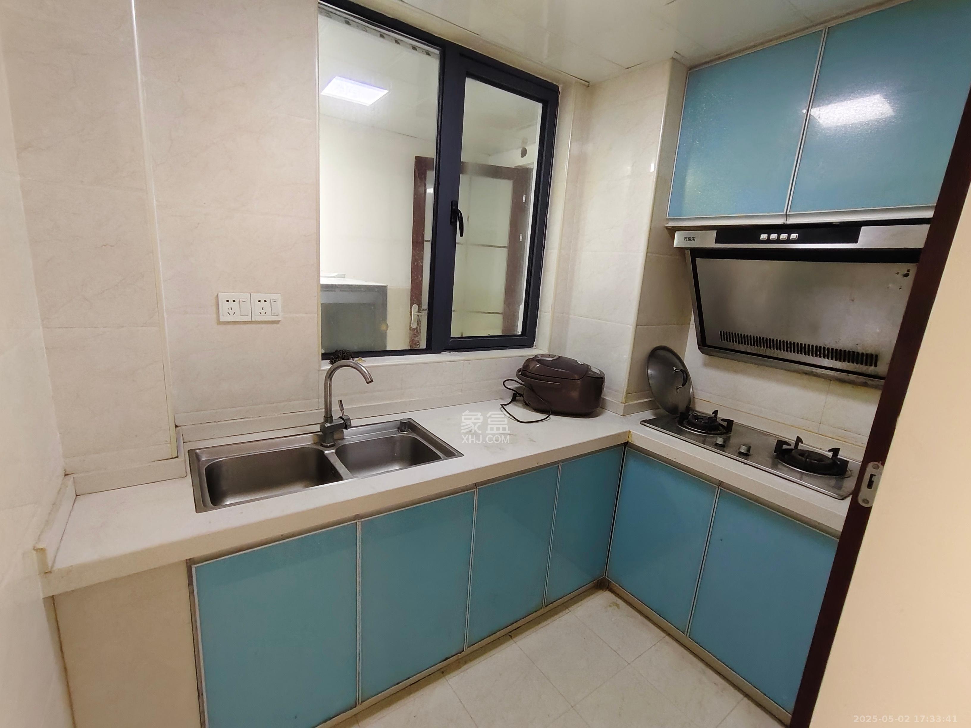 中建芙蓉嘉苑 2室1厅1卫 1500.0元/月 中建芙蓉嘉苑 2室1厅1卫 1500.0元/月室内图