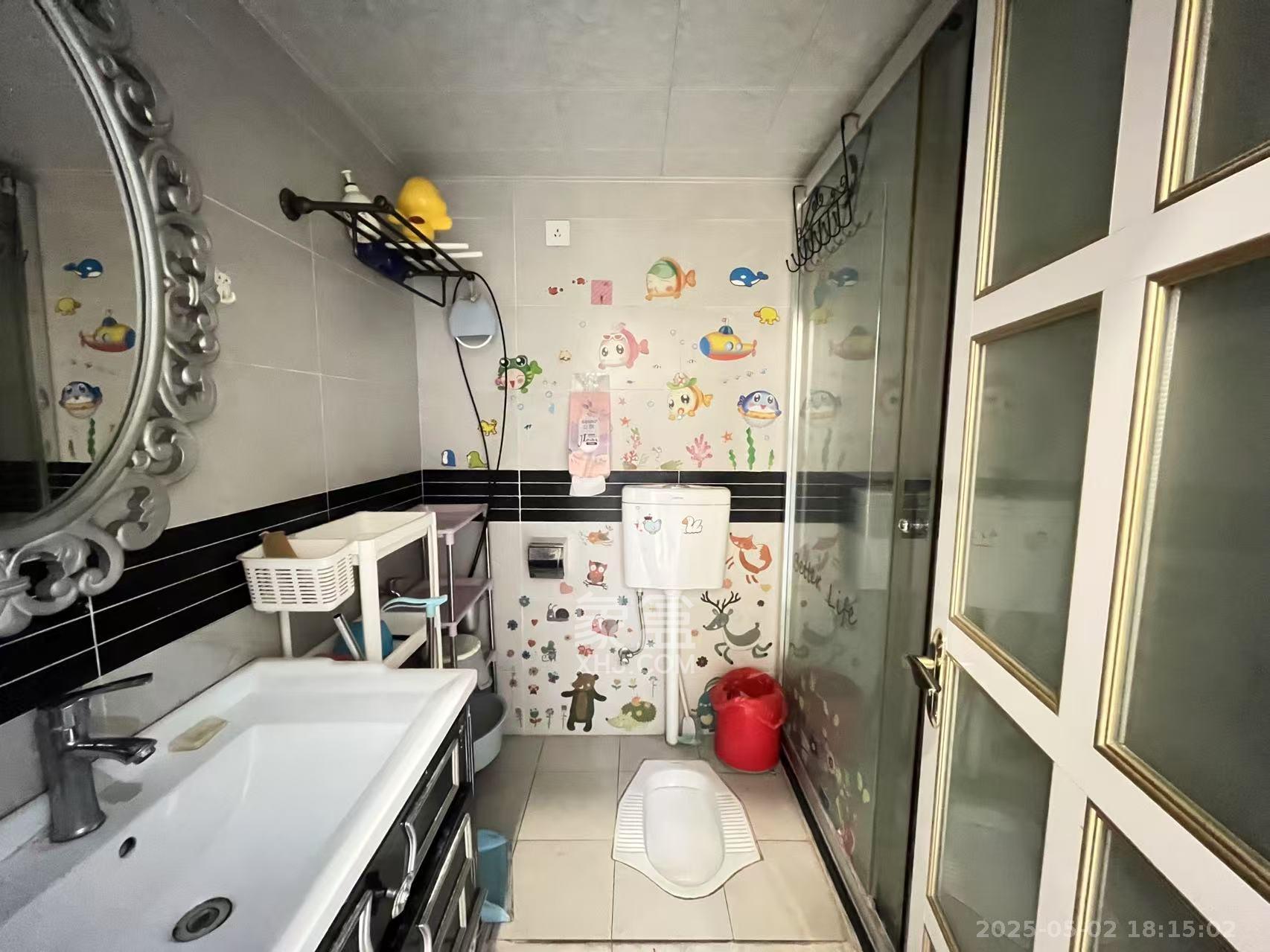 阳光100二期 3室2厅2卫 3500.0元/月 阳光100二期 3室2厅2卫 3500.0元/月室内图