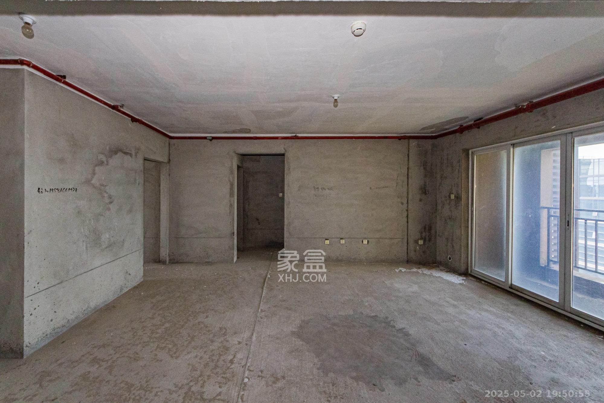 北辰三角洲C2区 3室2厅2卫 182.0万 北辰三角洲C2区 3室2厅2卫 182.0万客厅