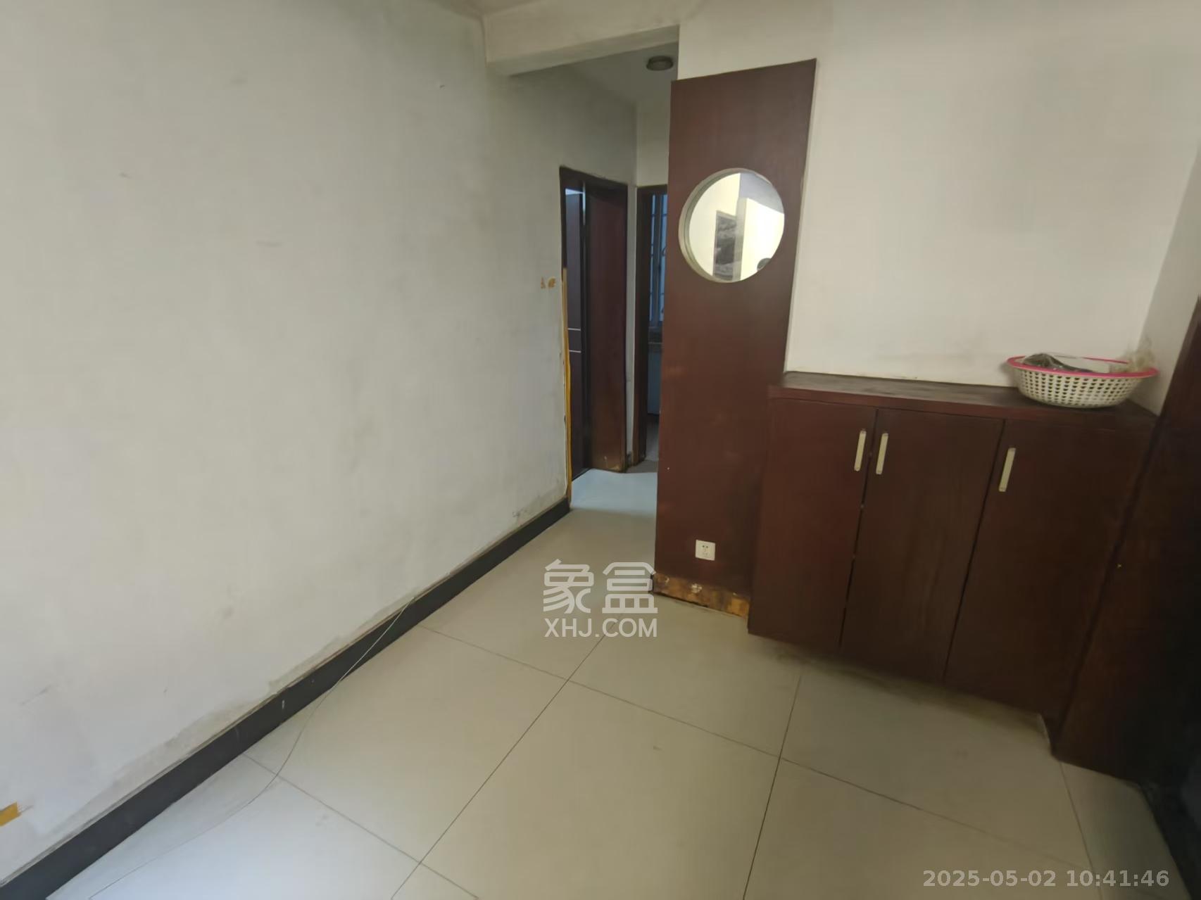 锦绣中星  3室2厅2卫    1800.0元/月室内图