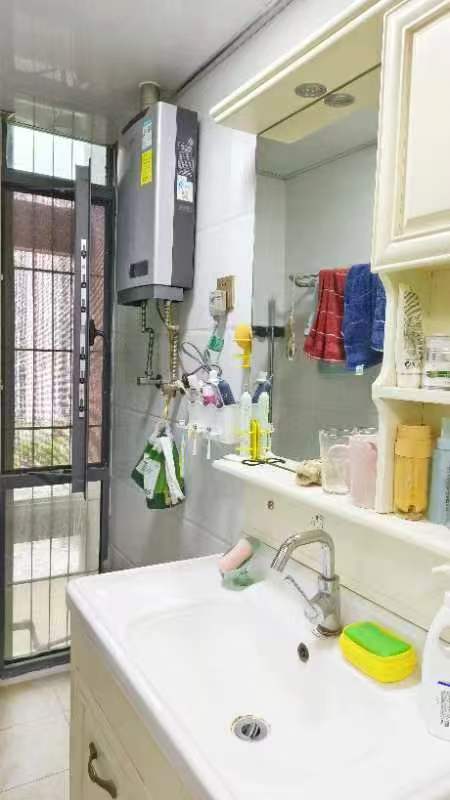 西子莲花  2室2厅1卫   2000.00元/月室内图