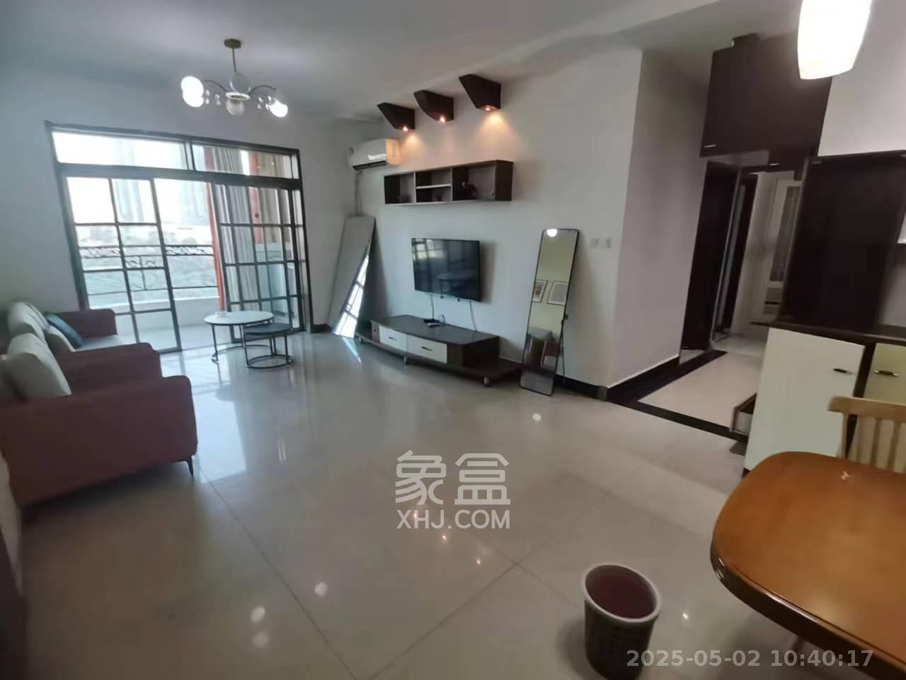 欧陆经典  3室2厅2卫   3200.00元/月室内图