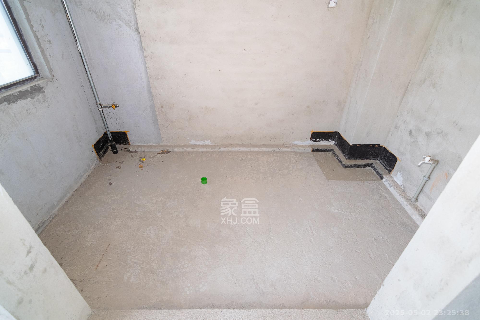 润和谷山郡(悦禧山庄水榭花都)  5室2厅3卫    145.0万 润和谷山郡(悦禧山庄水榭花都)  5室2厅3卫    145.0万厨房