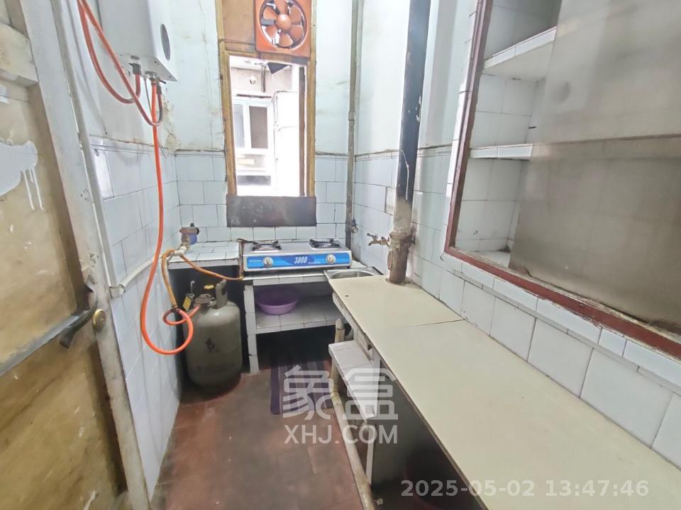 富雅坪社区（红墙巷）  1室1厅1卫    1100.0元/月室内图