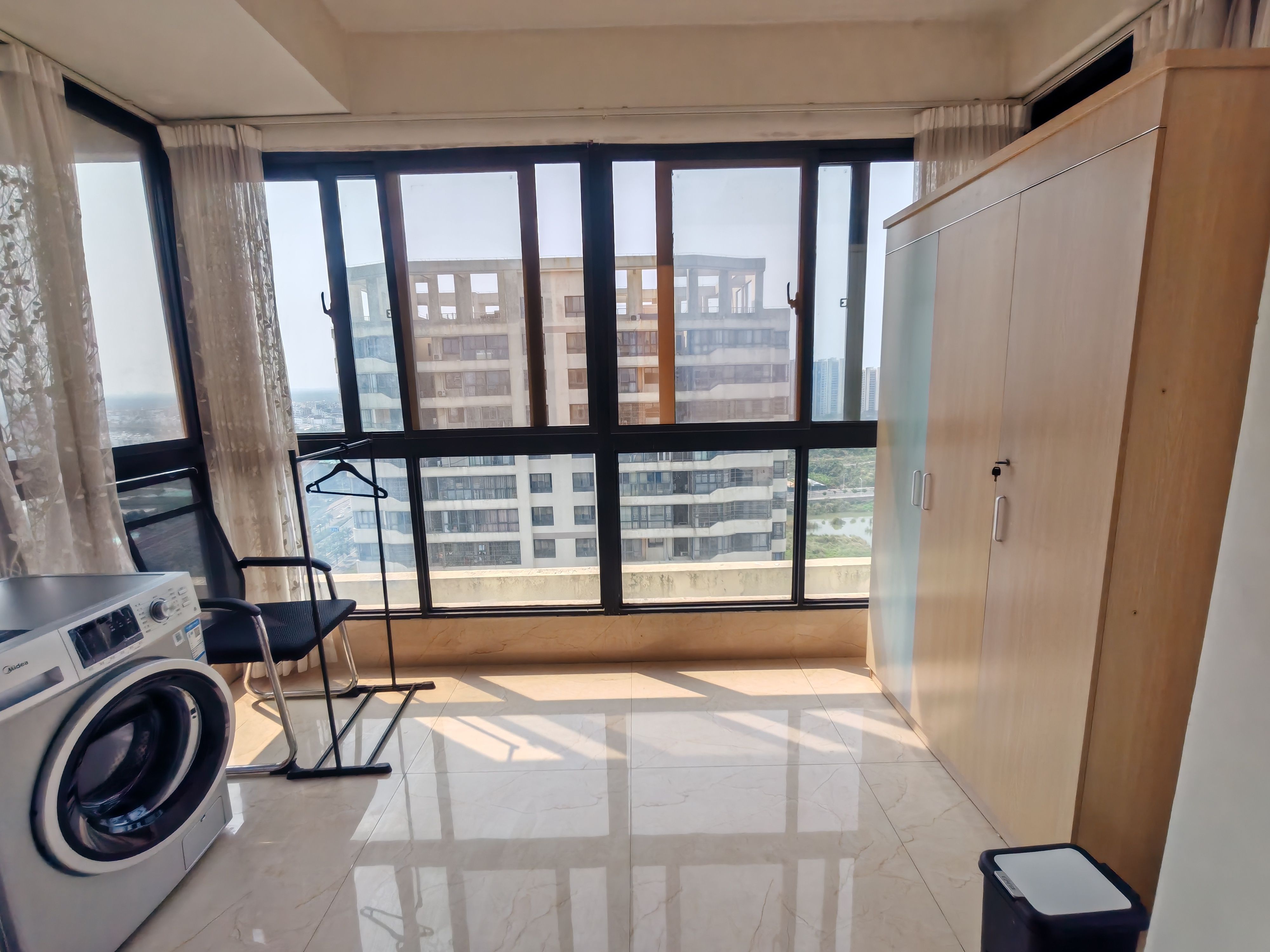 新城吾悦广场 1室1厅1卫 42.0万 新城吾悦广场 1室1厅1卫 42.0万客厅