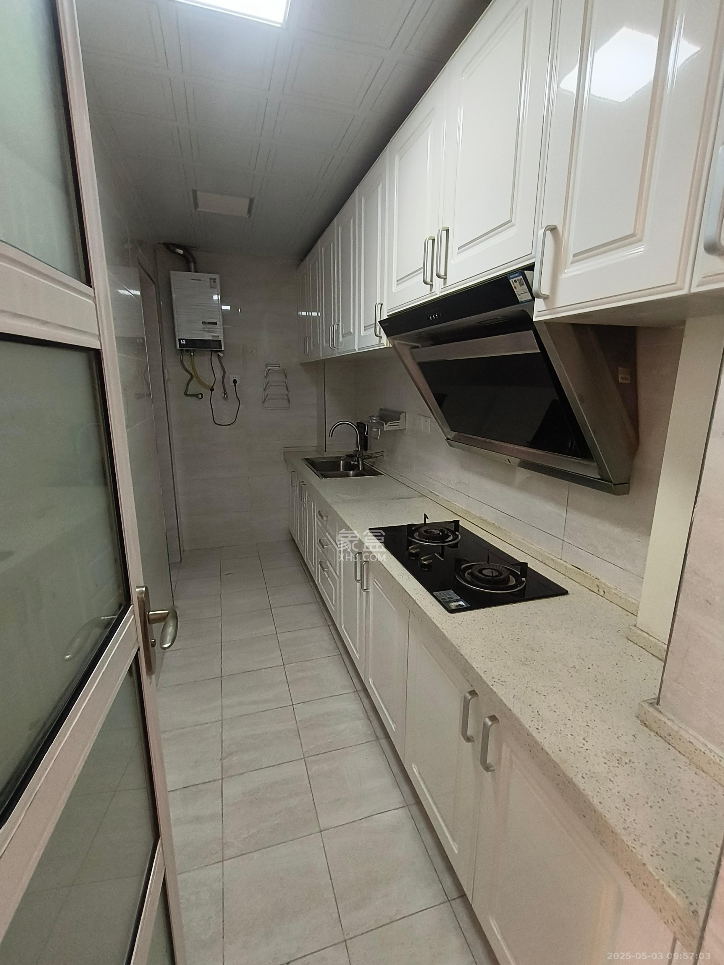 第六都(陆都小区)  2室2厅1卫    3200.0元/月 第六都(陆都小区)  2室2厅1卫    3200.0元/月室内图