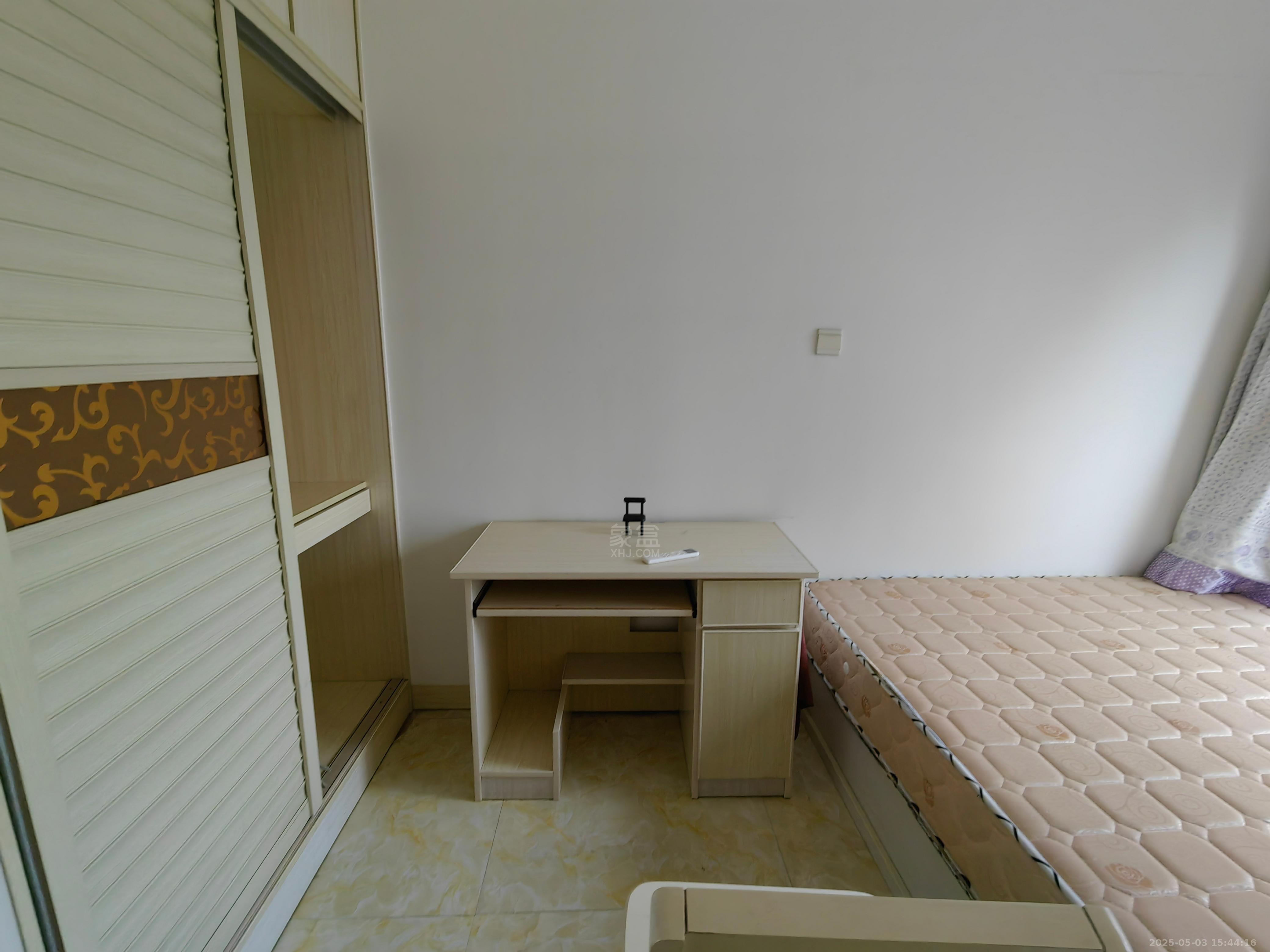 凯风珑城 3室2厅2卫 1600.0元/月 凯风珑城 3室2厅2卫 1600.0元/月室内图