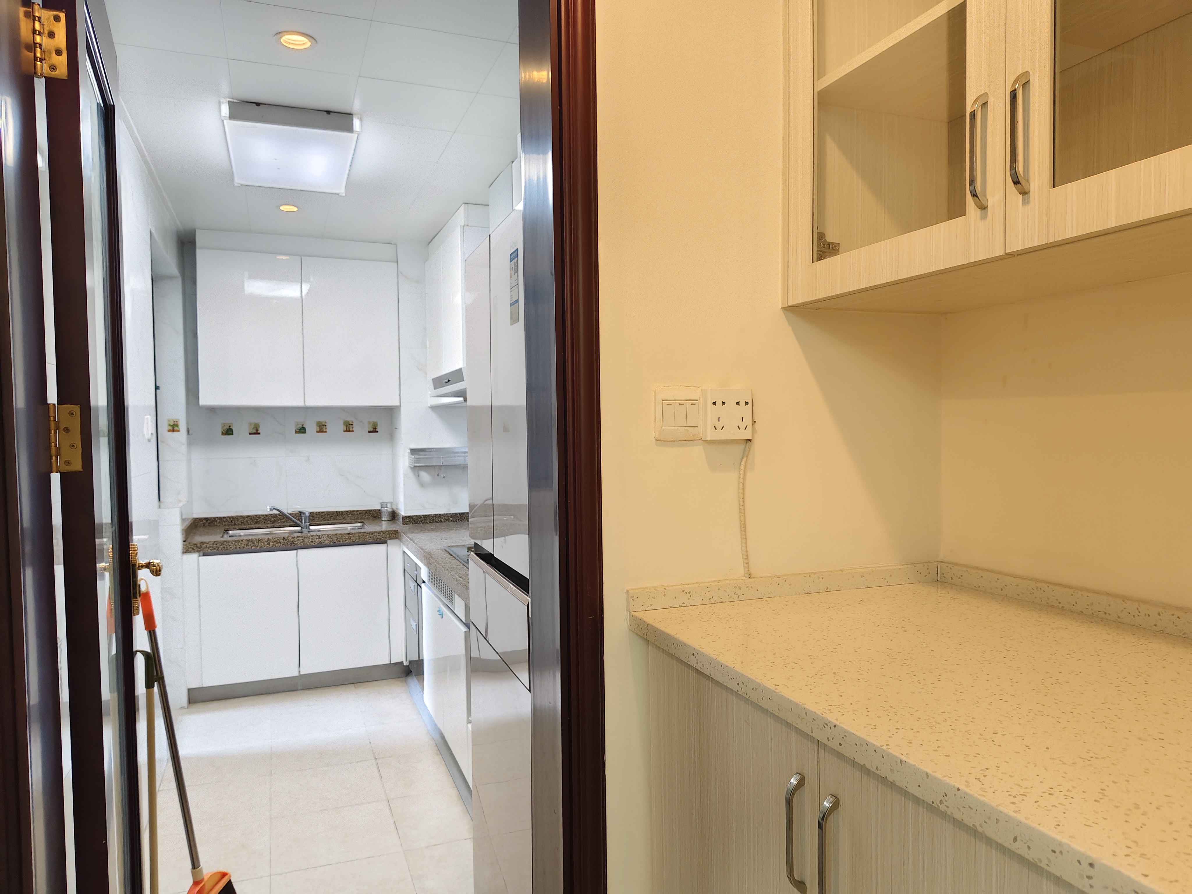 恒大绿洲 2室2厅1卫 1600.0元/月 恒大绿洲 2室2厅1卫 1600.0元/月室内图