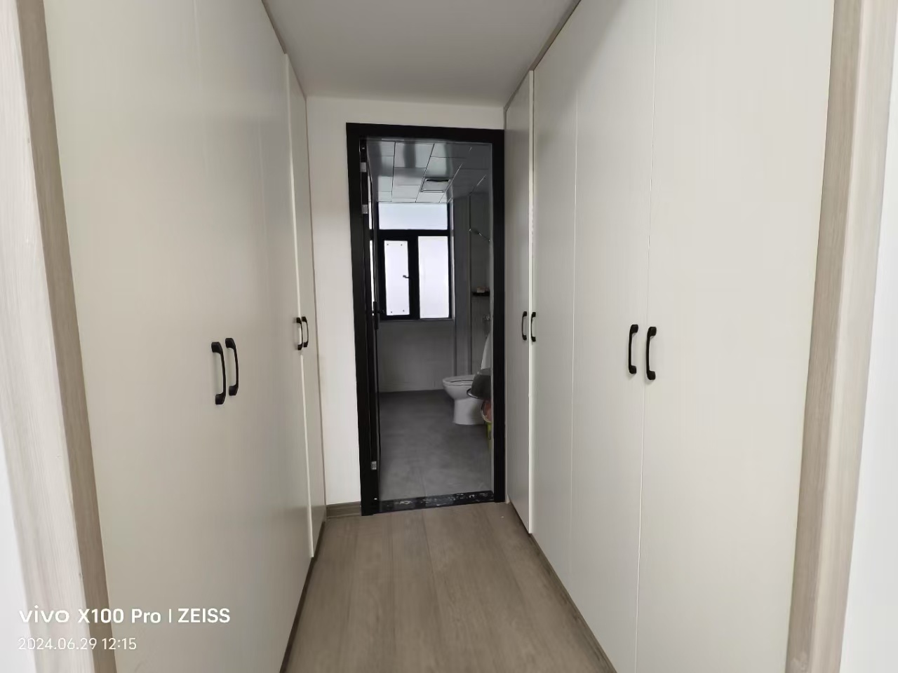 太一格  3室2厅2卫   2200.00元/月室内图