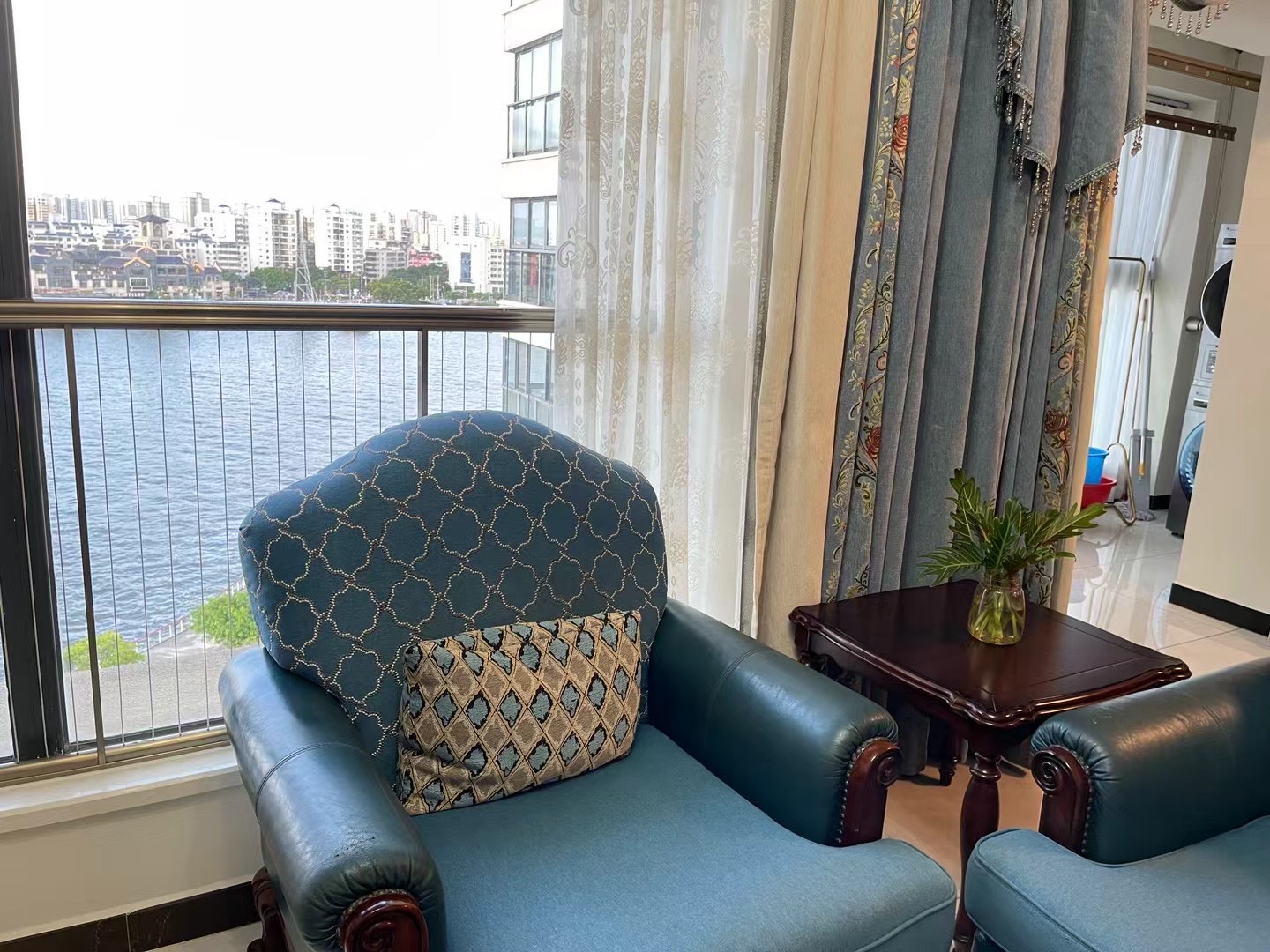 恒大外滩 3室2厅2卫 5000.0元/月 恒大外滩 3室2厅2卫 5000.0元/月室内图