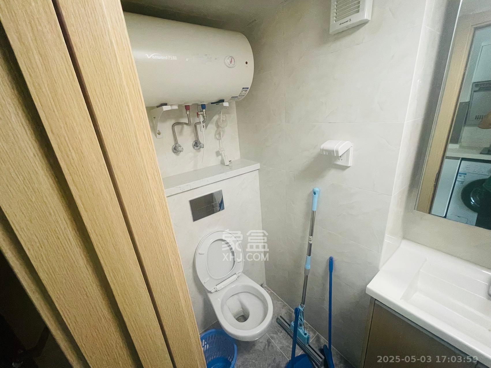 卓越浅水湾  1室1厅1卫   1800.00元/月室内图