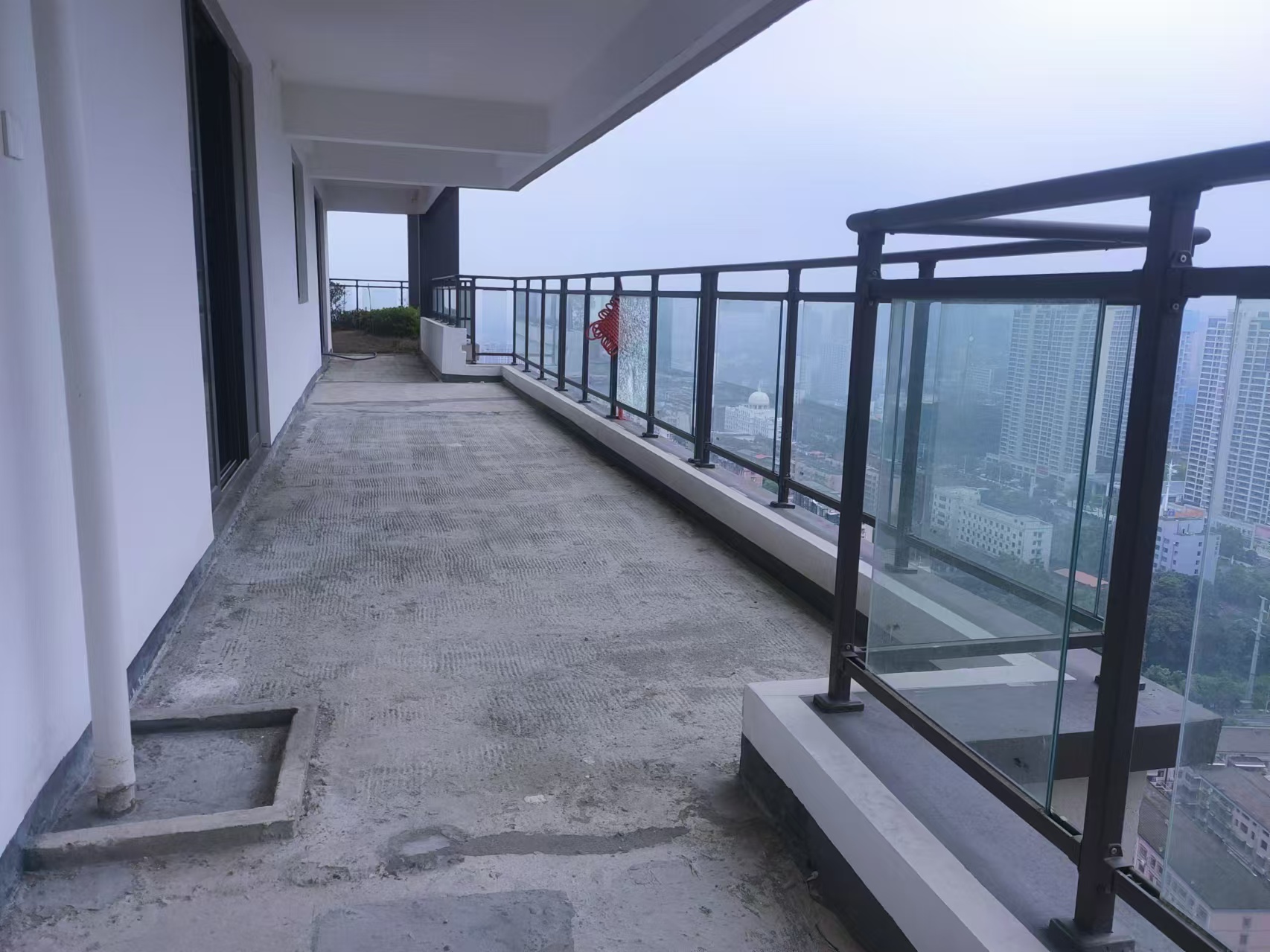 建发央著（悦发央著）  5室2厅2卫   222.00万小区图