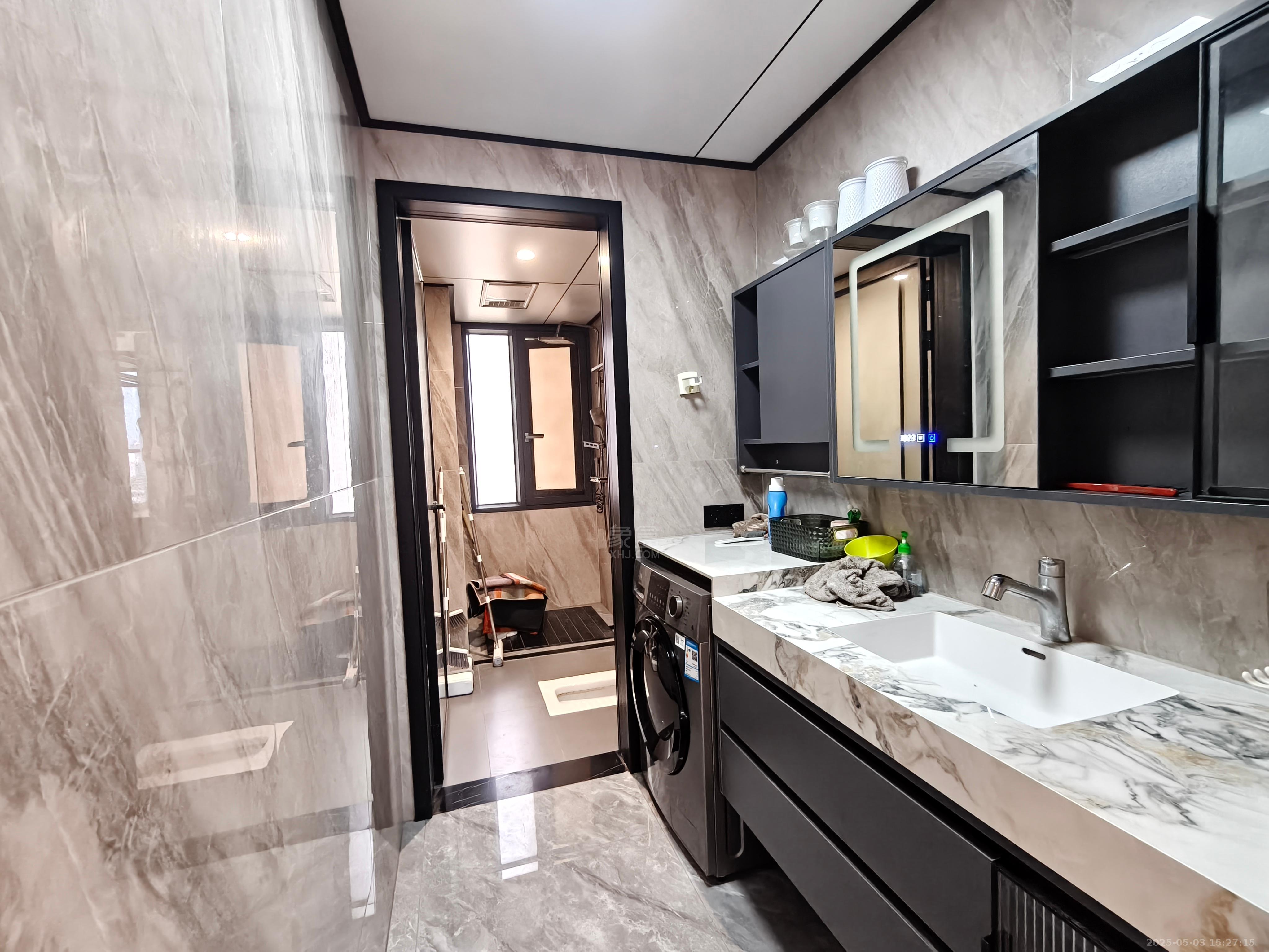 玫瑰御园 4室2厅2卫 3500.0元/月 玫瑰御园 4室2厅2卫 3500.0元/月室内图