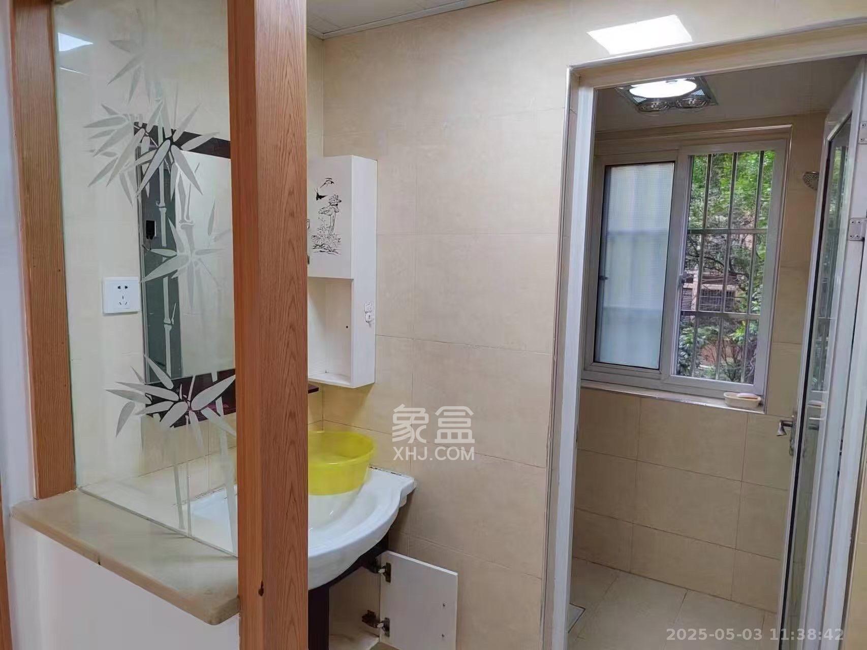湘府十城（汇财御景湾新寓,汇财国际）  2室2厅1卫   1800.00元/月