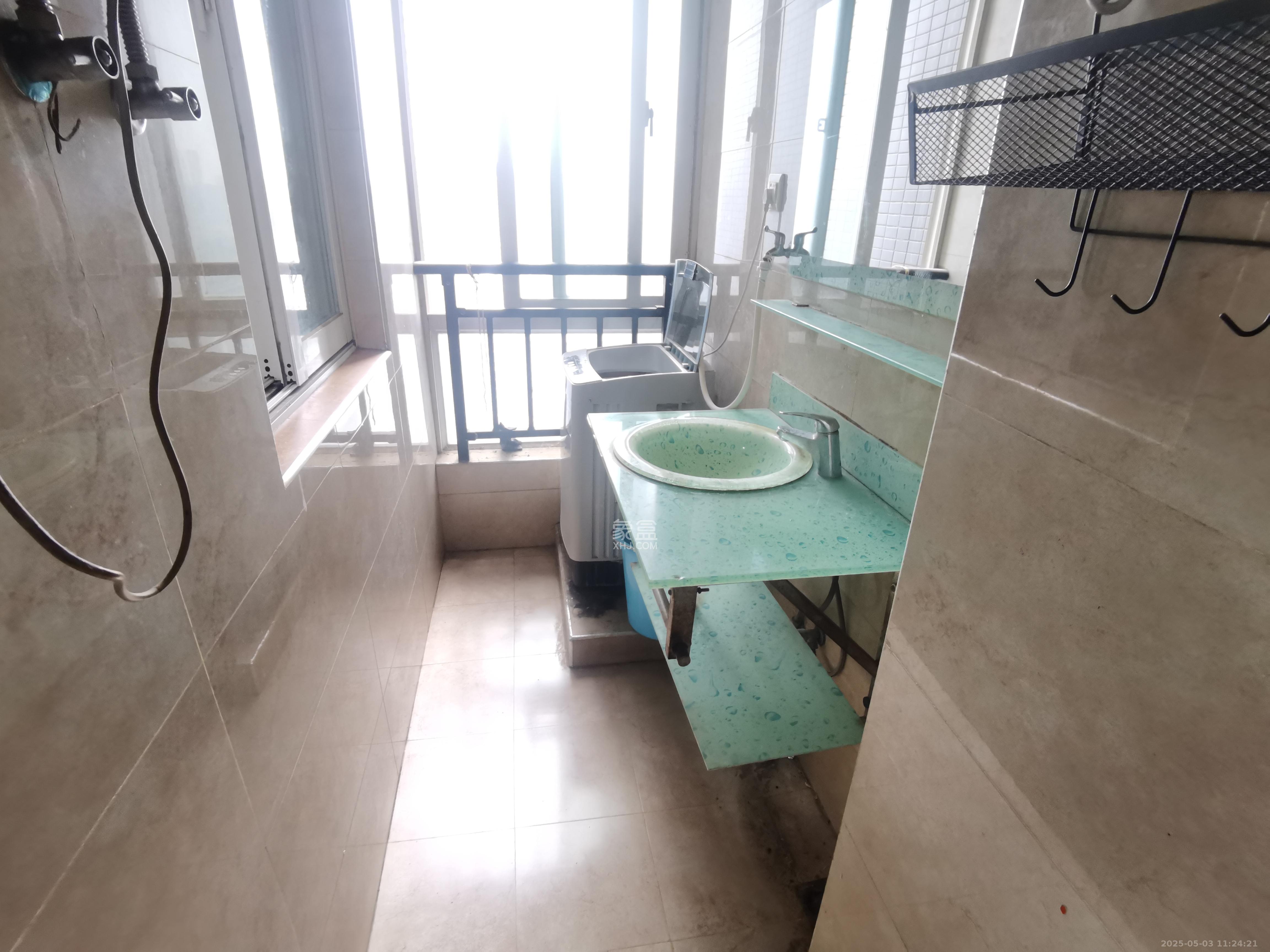 东门壹号家园 2室1厅1卫 2000.0元/月 东门壹号家园 2室1厅1卫 2000.0元/月室内图