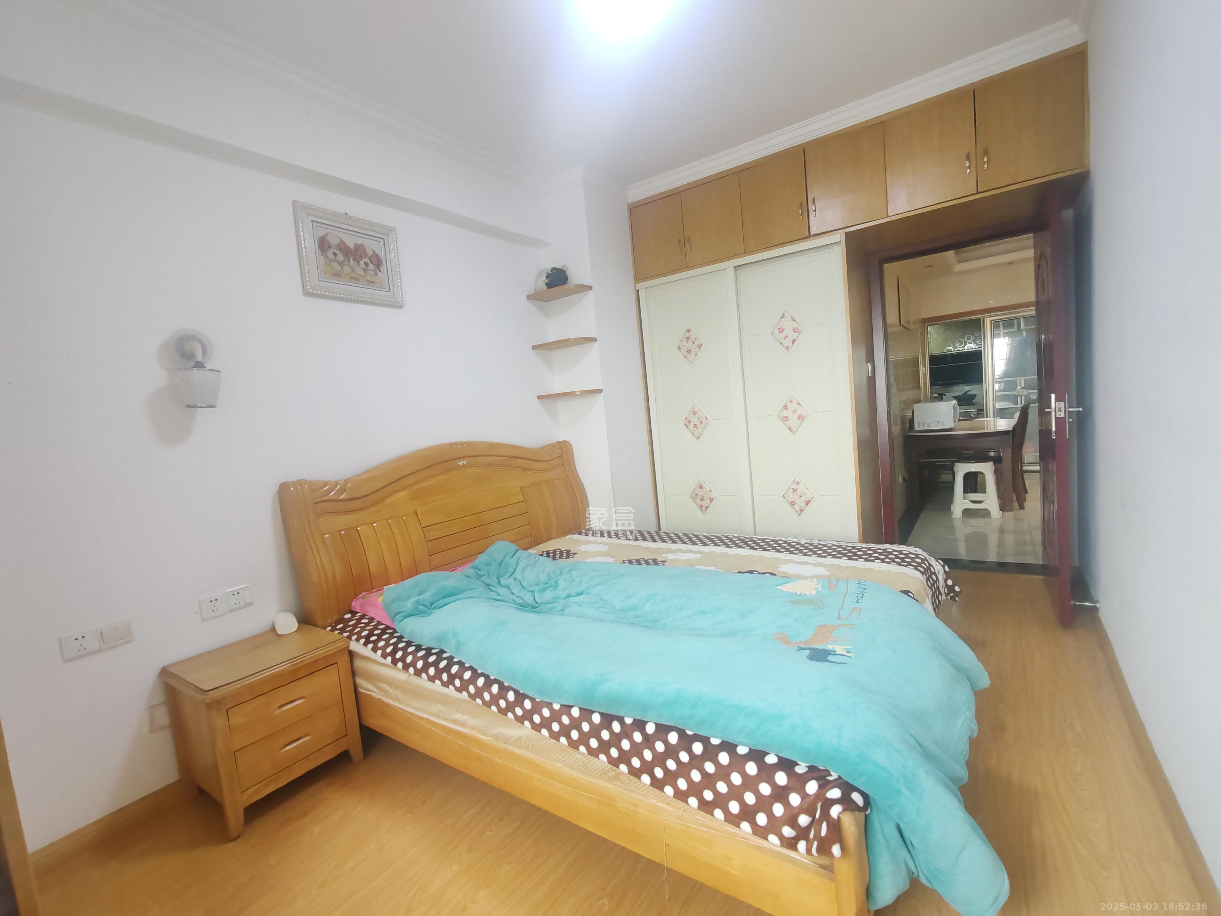 康桥长郡 3室2厅2卫 2500.0元/月 康桥长郡 3室2厅2卫 2500.0元/月室内图