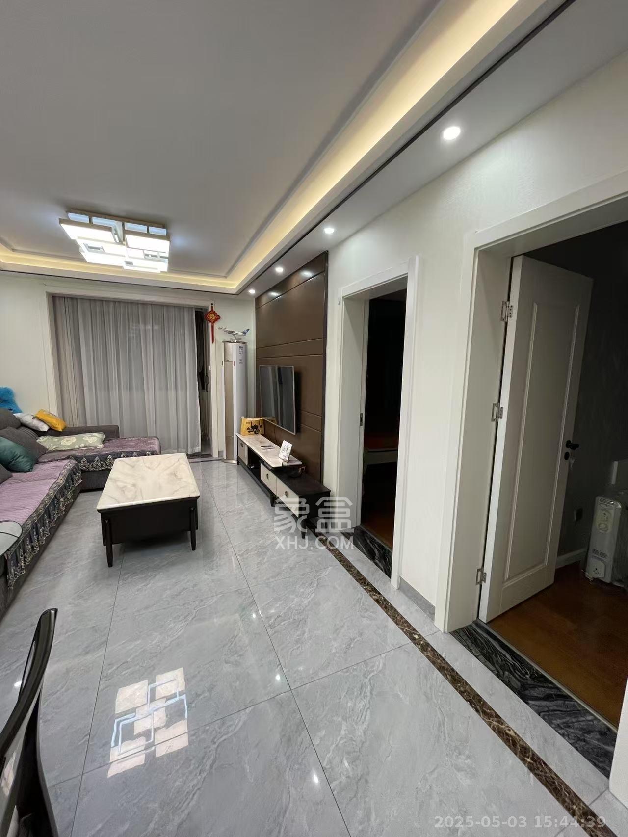 中国铁建梅溪青秀二期  3室2厅2卫   3000.00元/月室内图
