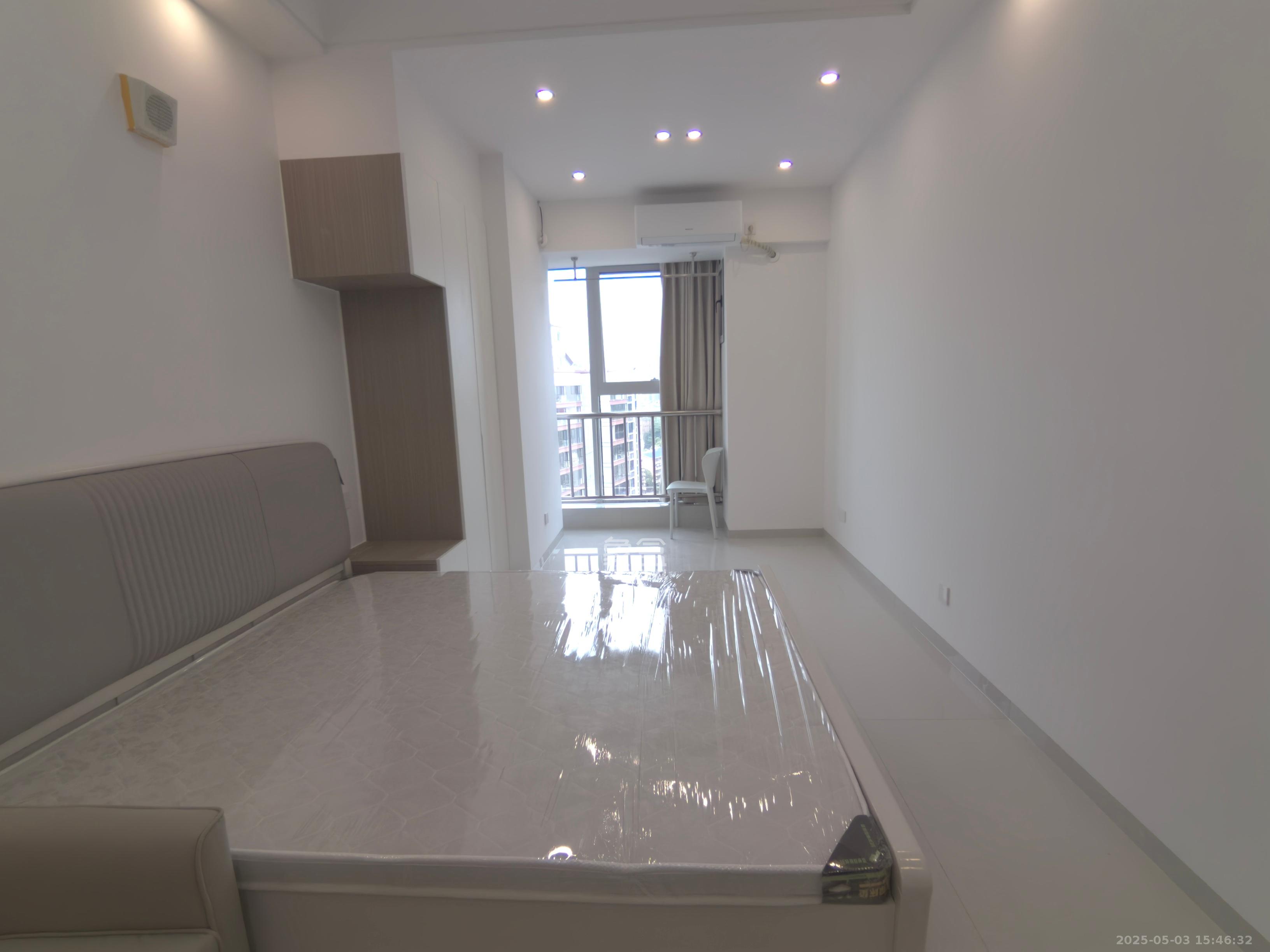 恒大誉府(融誉商业中心) 1室1厅1卫 1800.0元/月 恒大誉府(融誉商业中心) 1室1厅1卫 1800.0元/月室内图