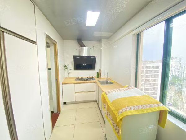 御景峰  1室1厅1卫   2200.00元/月室内图