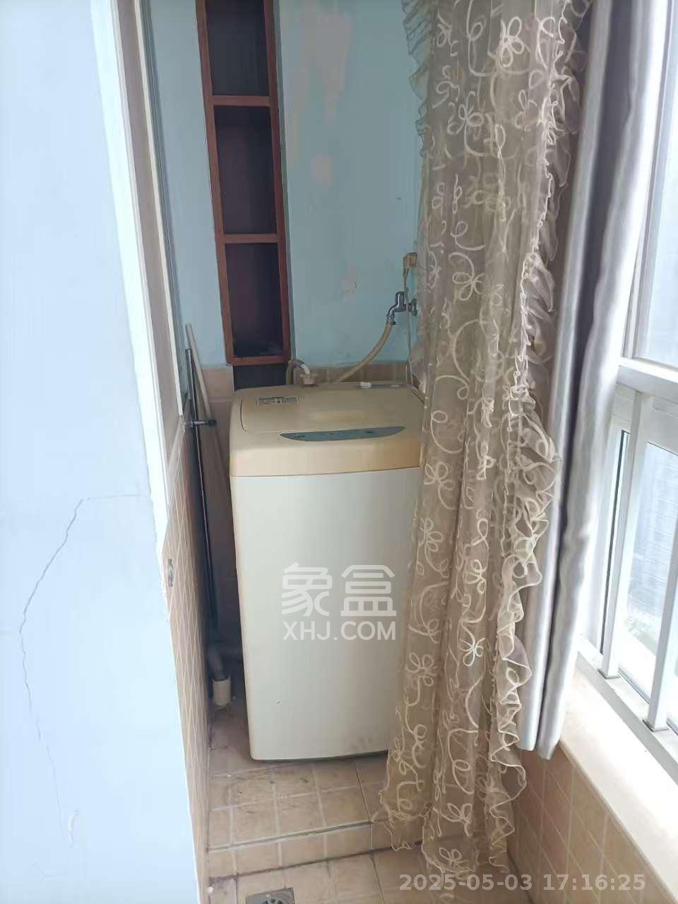 先锋东外滩  1室1厅1卫   1600.00元/月室内图